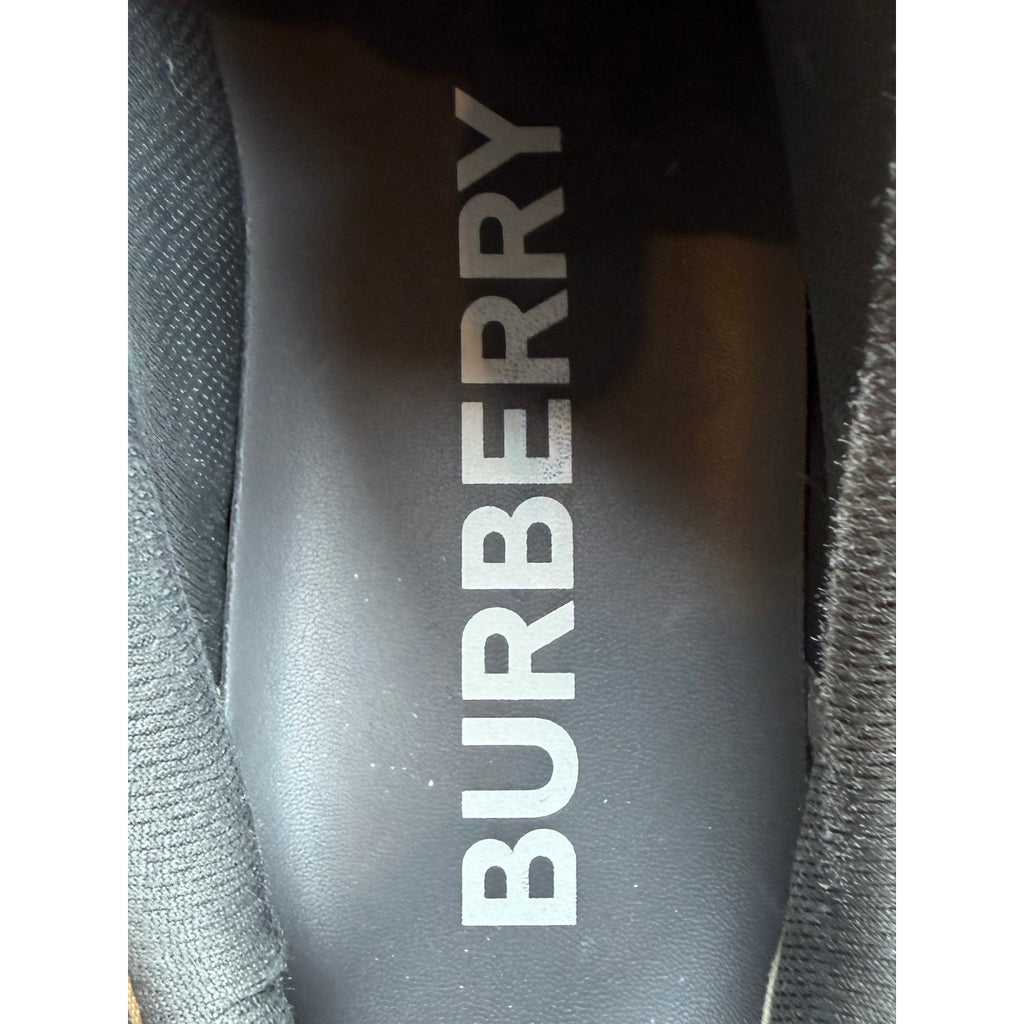 Size 42EU/9US - Burberry Arthur Grey Check Sneakers