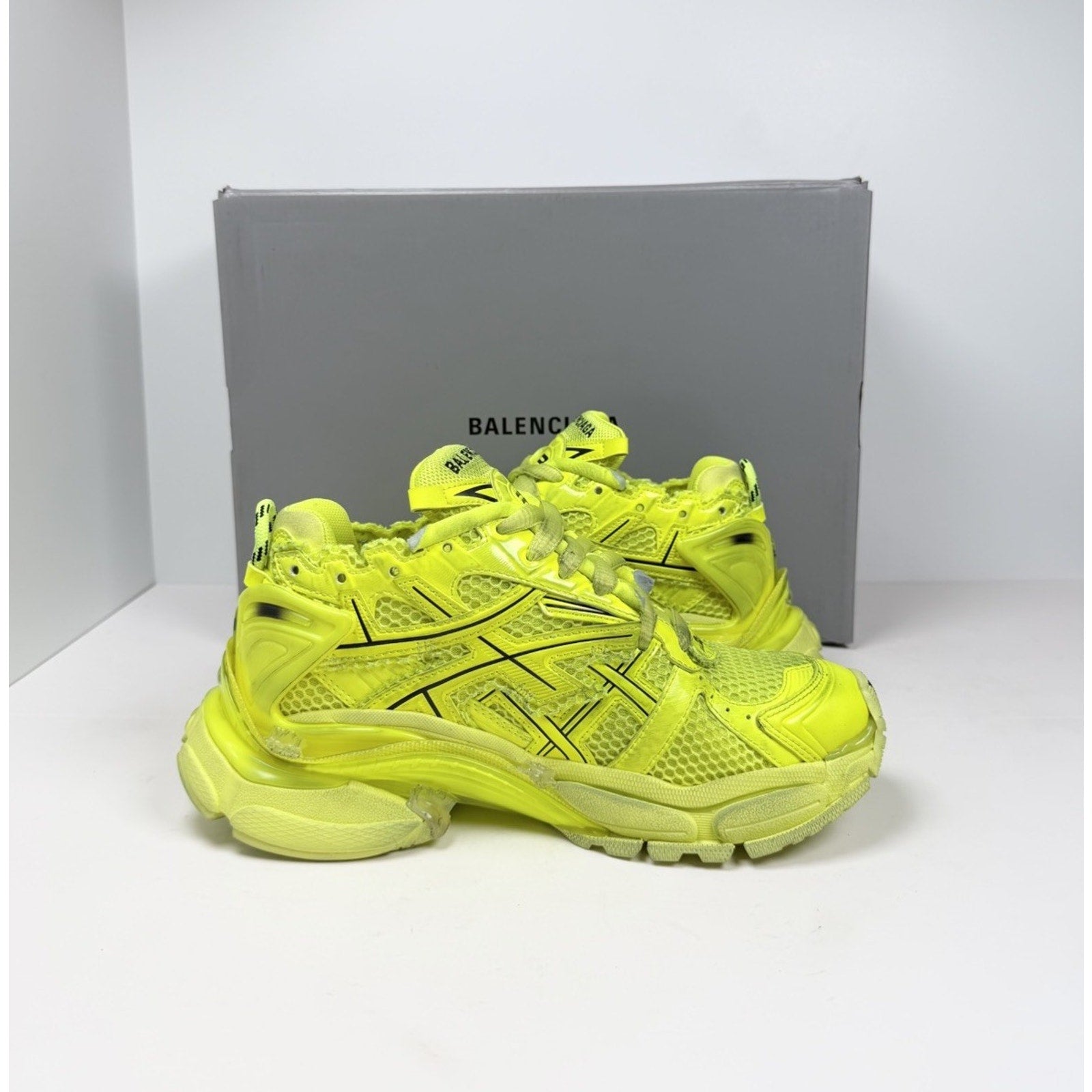 Size 37EU/7W - Balenciaga Runner Fluo Yellow NEW