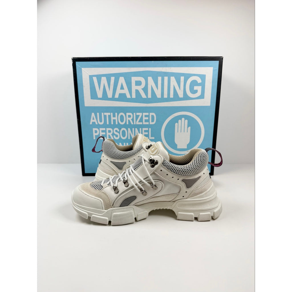 Size 10.5US - Gucci Flashtrek White Sneakers