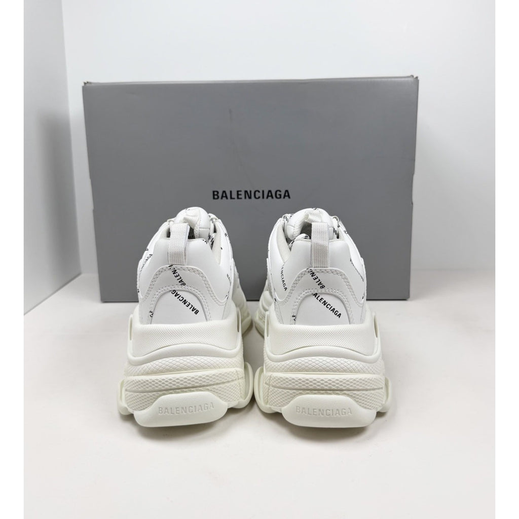 Size 39EU/6US - Balenciaga Triple S Allover Logo Sneakers🤍 New/Retail $1.2K!