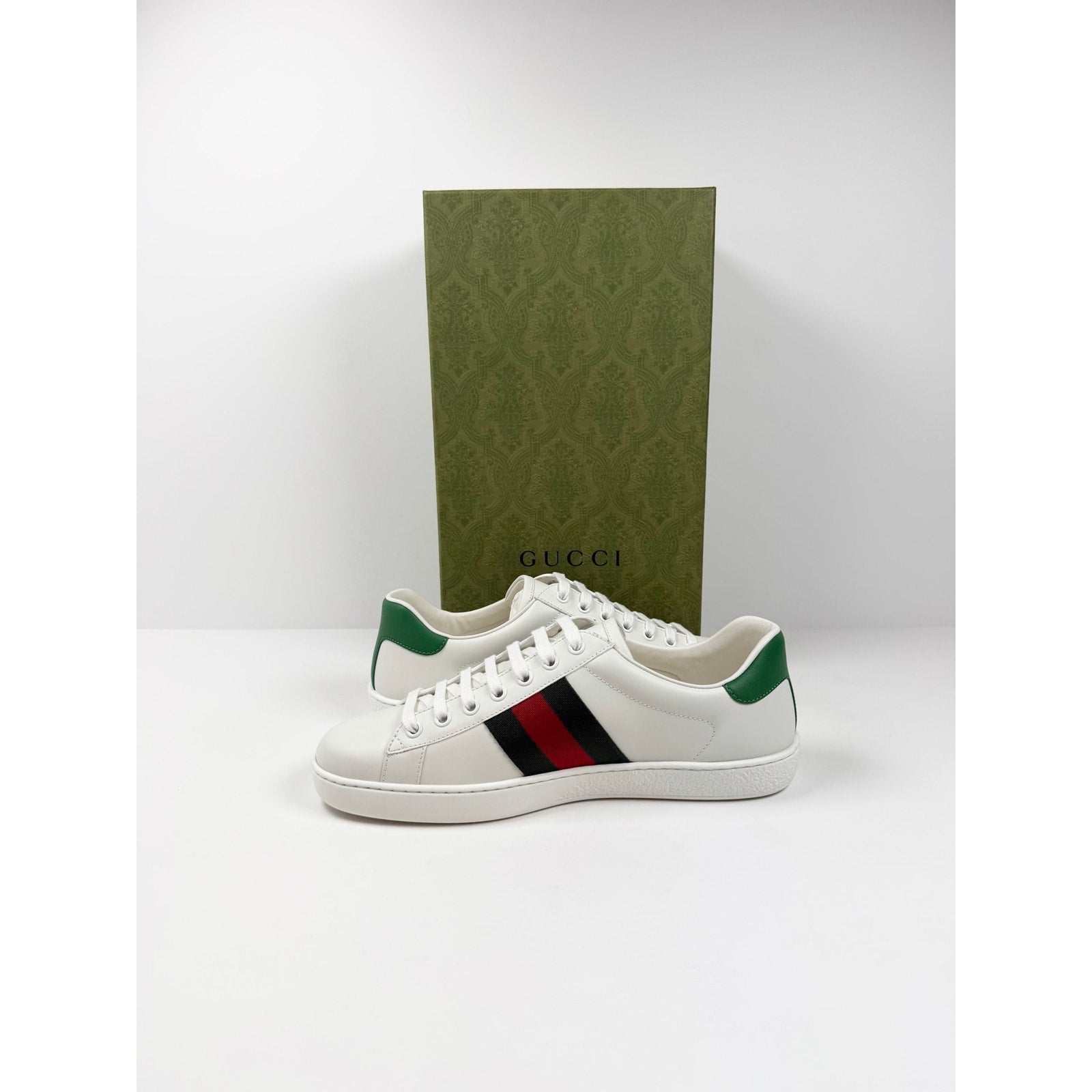 Size 7.5US - Gucci Ace X Disney Donald Duck NEW