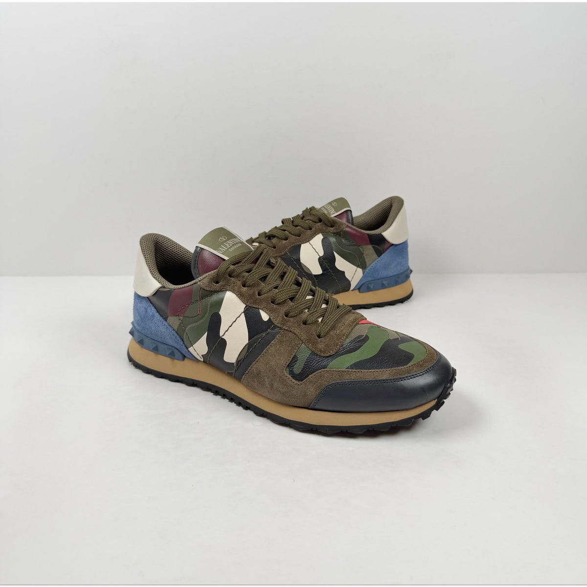 Size 42EU/9US - Valentino Garavani Rockrunner