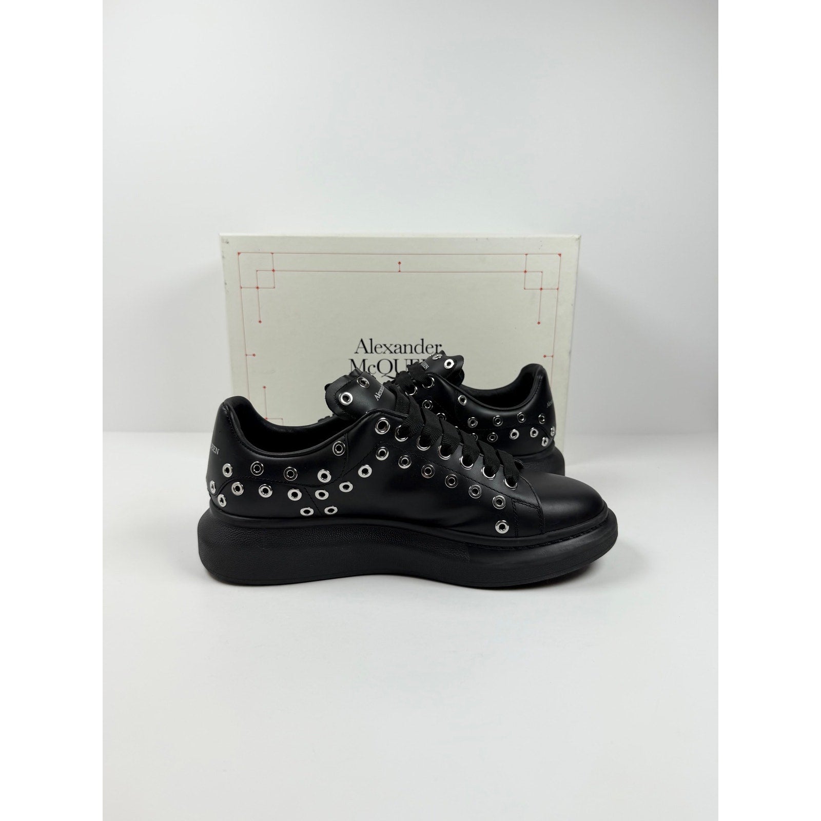 Size 43EU/10US - Alexander McQueen Leather Eyelet Sneaker