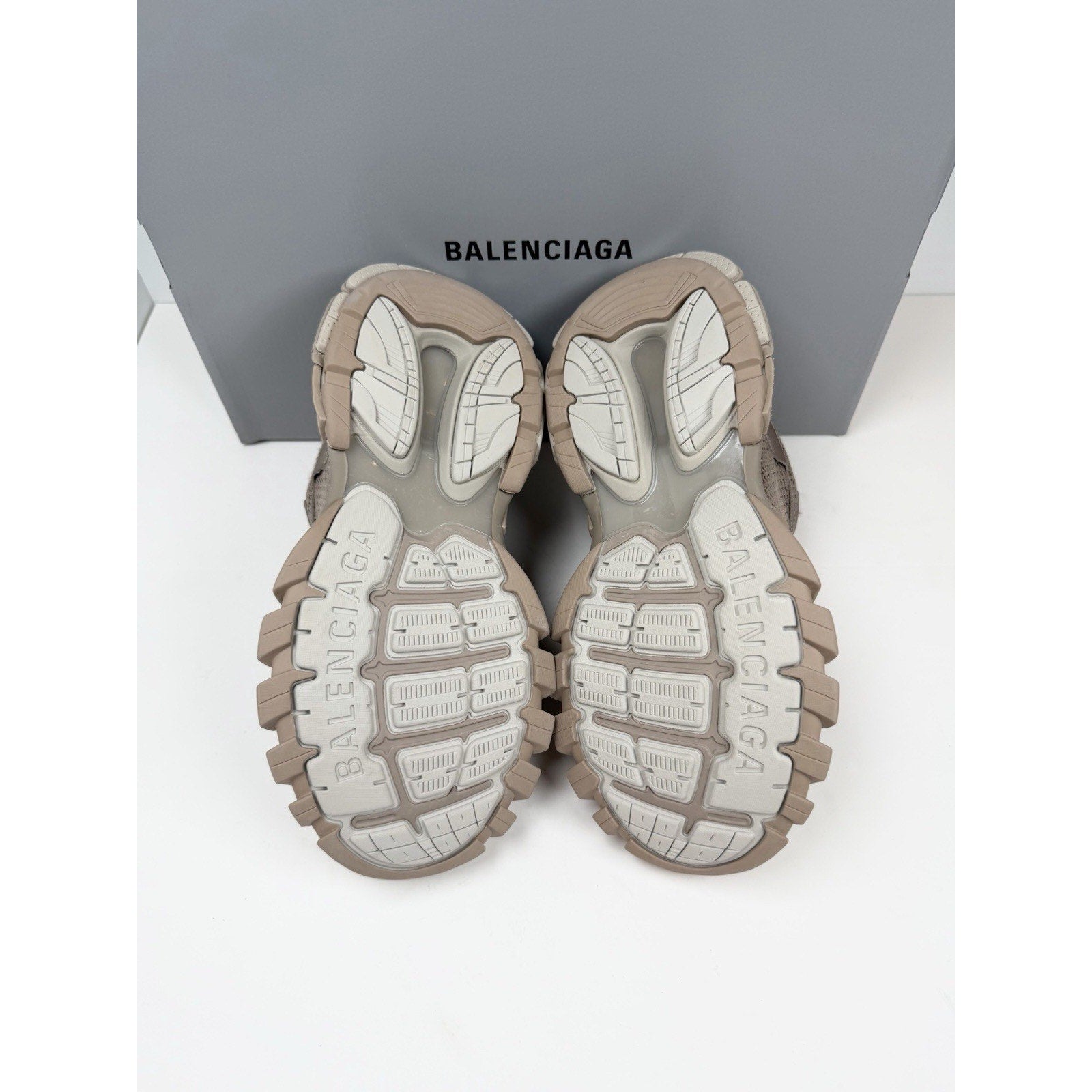 Size 41EU/8US - Balenciaga Track.3 Sneaker NEW