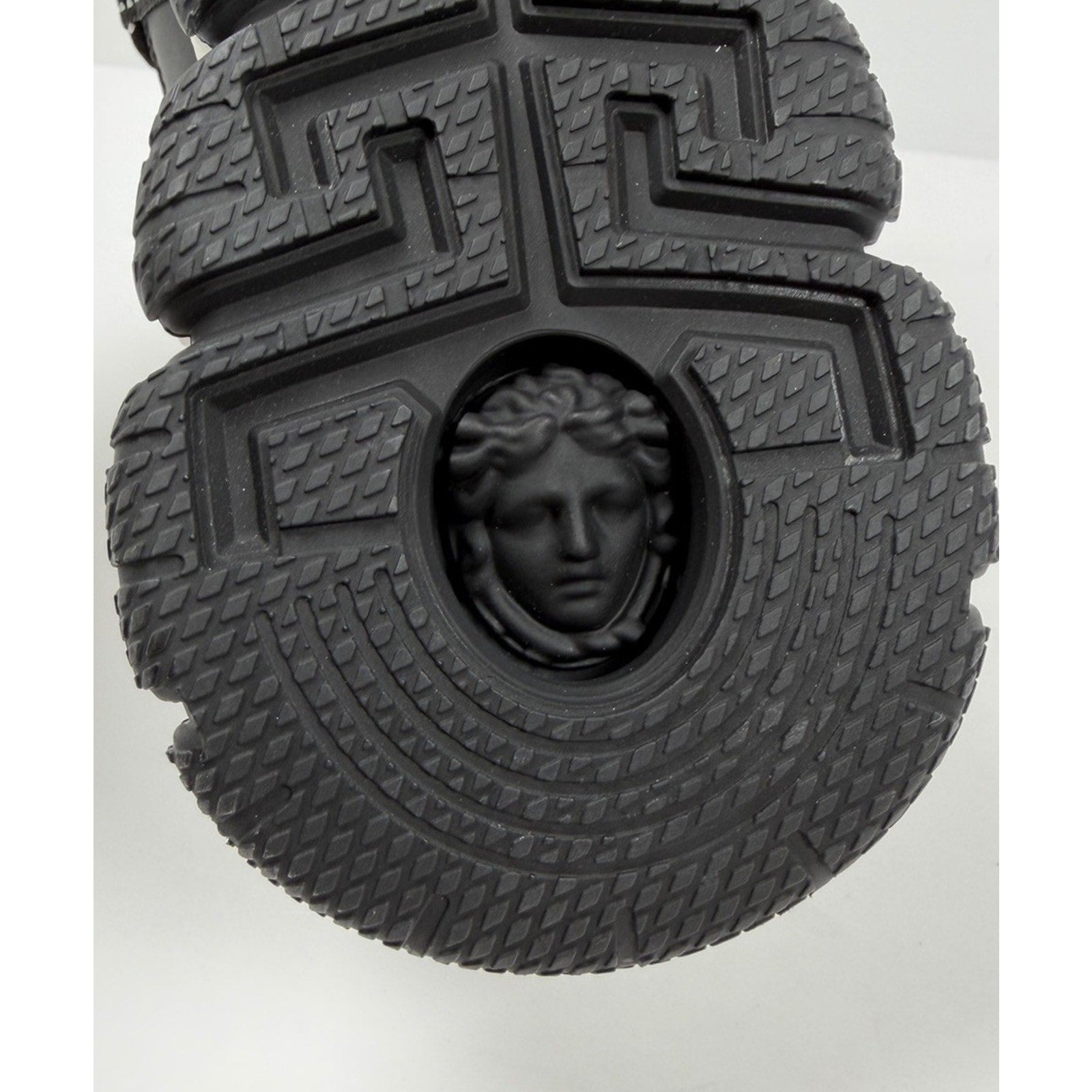 Size 41EU/8US - Versace Trigreca Black Sneakers NEW!