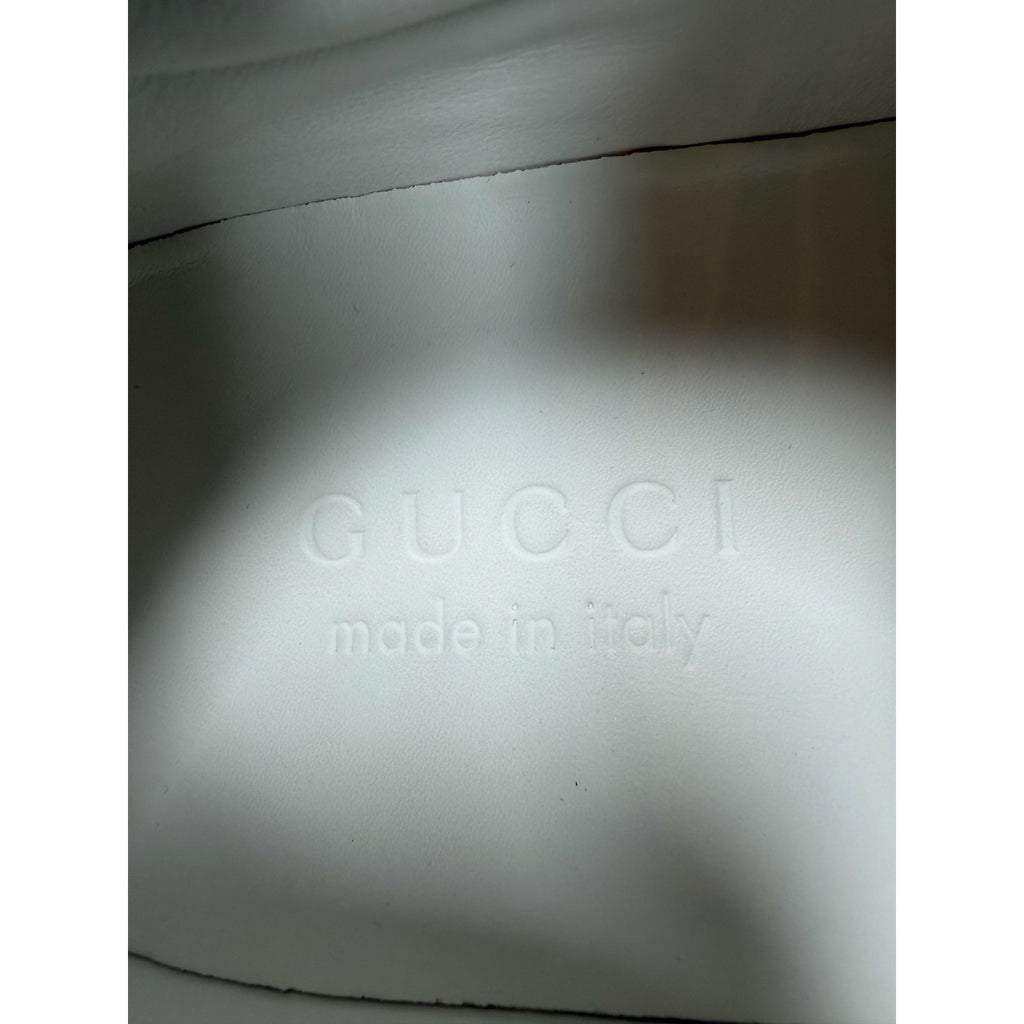 Size 8US - Gucci Embossed Leather Low Top