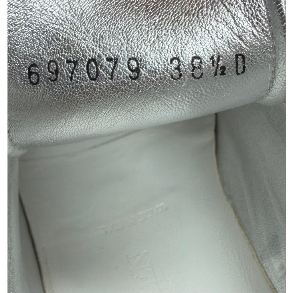 Size 8.5 - Alexander McQueen Thread Slick Womens