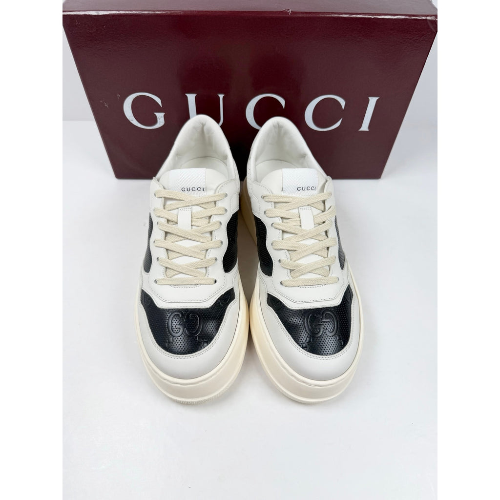 Size 8US - Gucci Embossed Leather Low Top