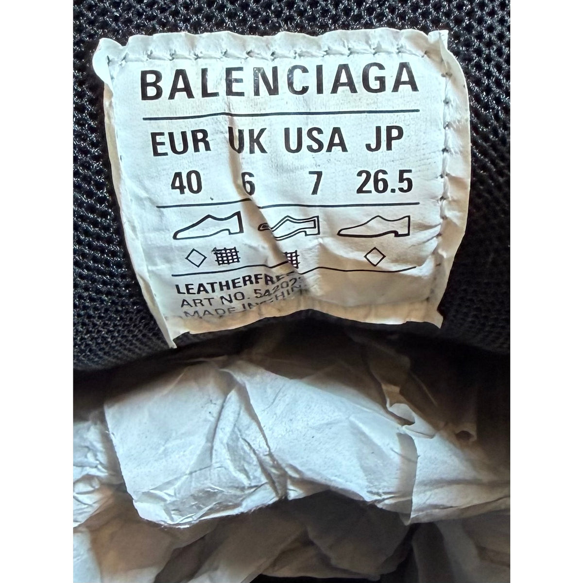 Size 40EU/7US - Balenciaga track black