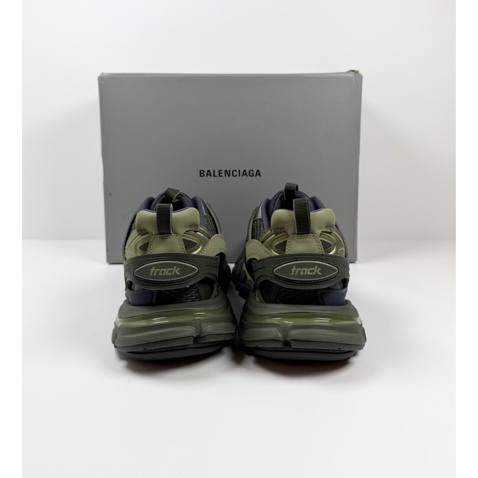 Size 41EU/8US - Balenciaga Track Green NEW
