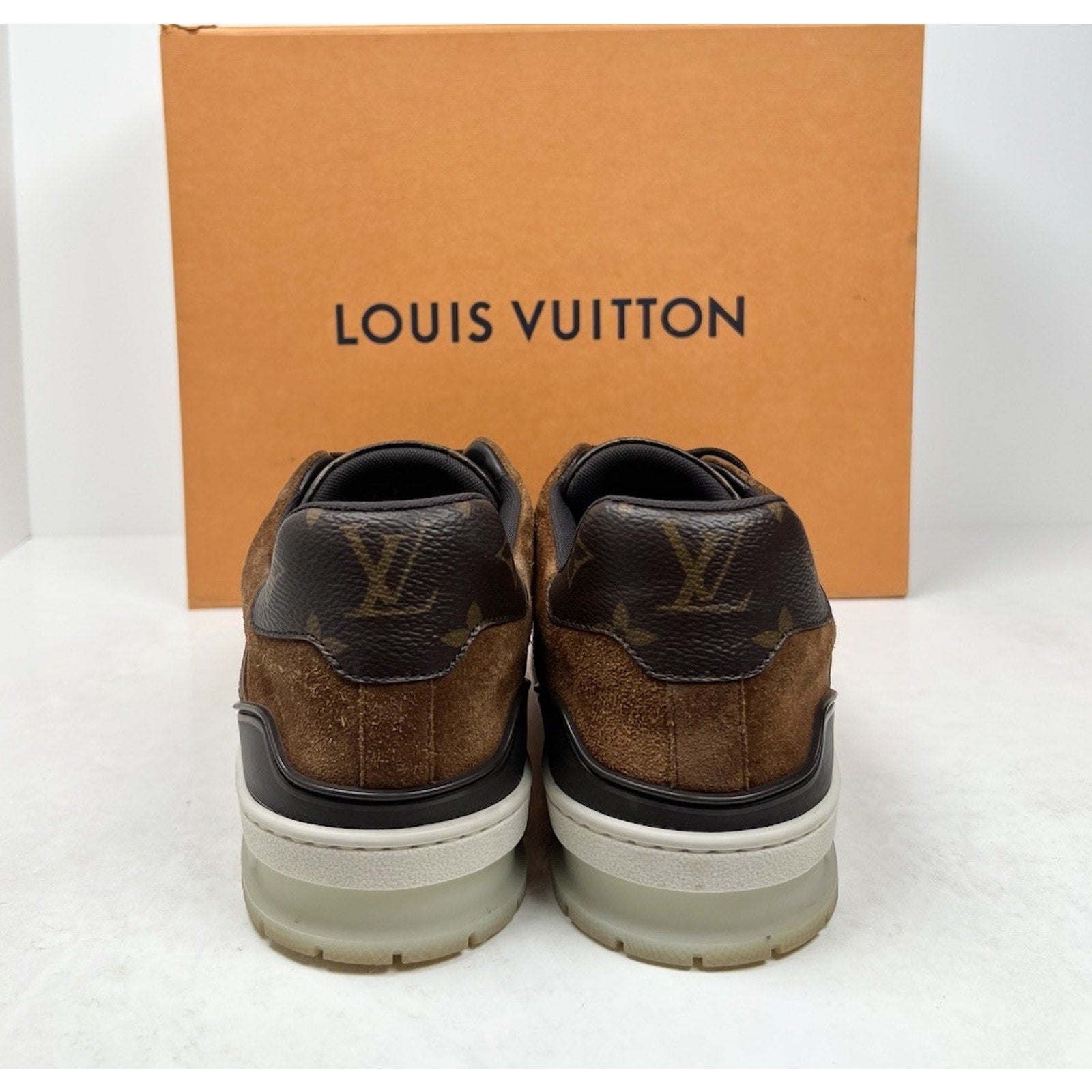 Size 8.5LV/9.5US - Louis Vuitton Brown Suede Monogram
