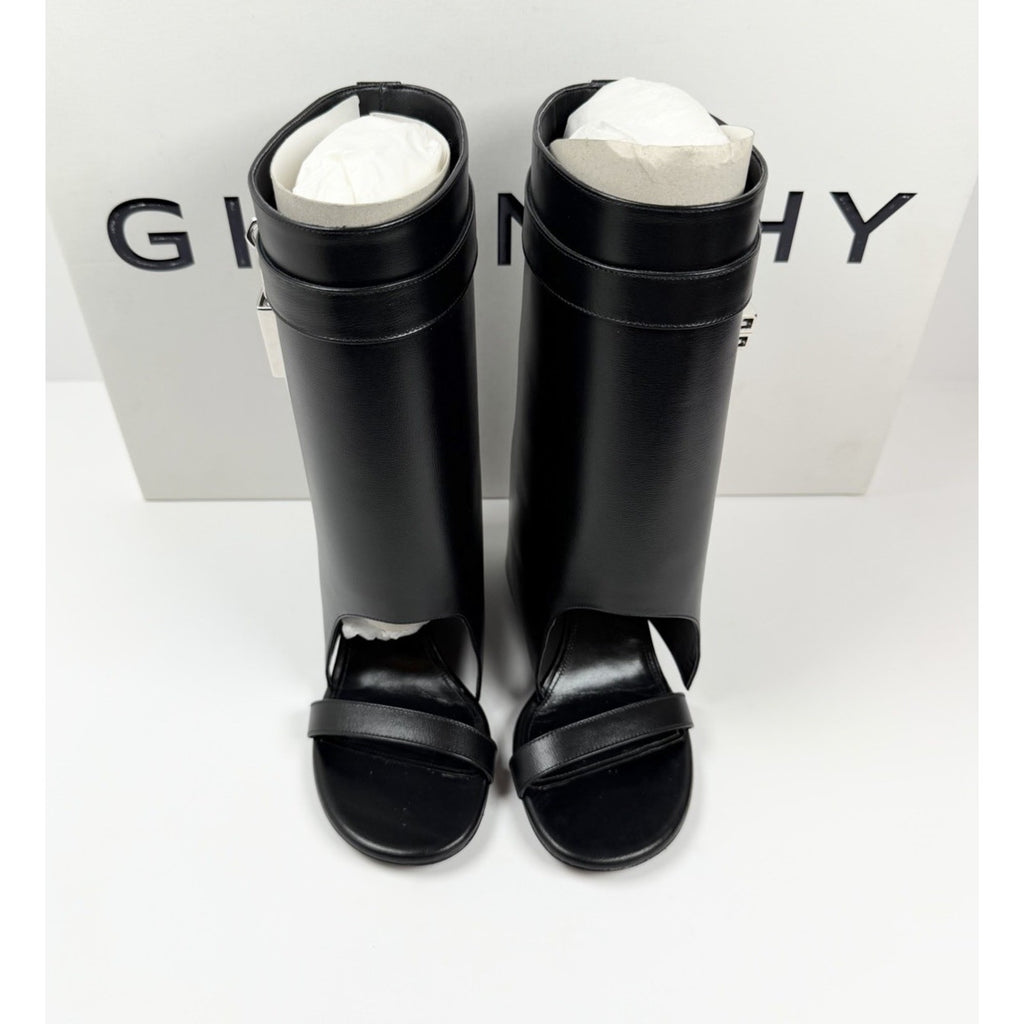 Size 37EU/7 - Givenchy Shark Lock Ankle Boots Leather
