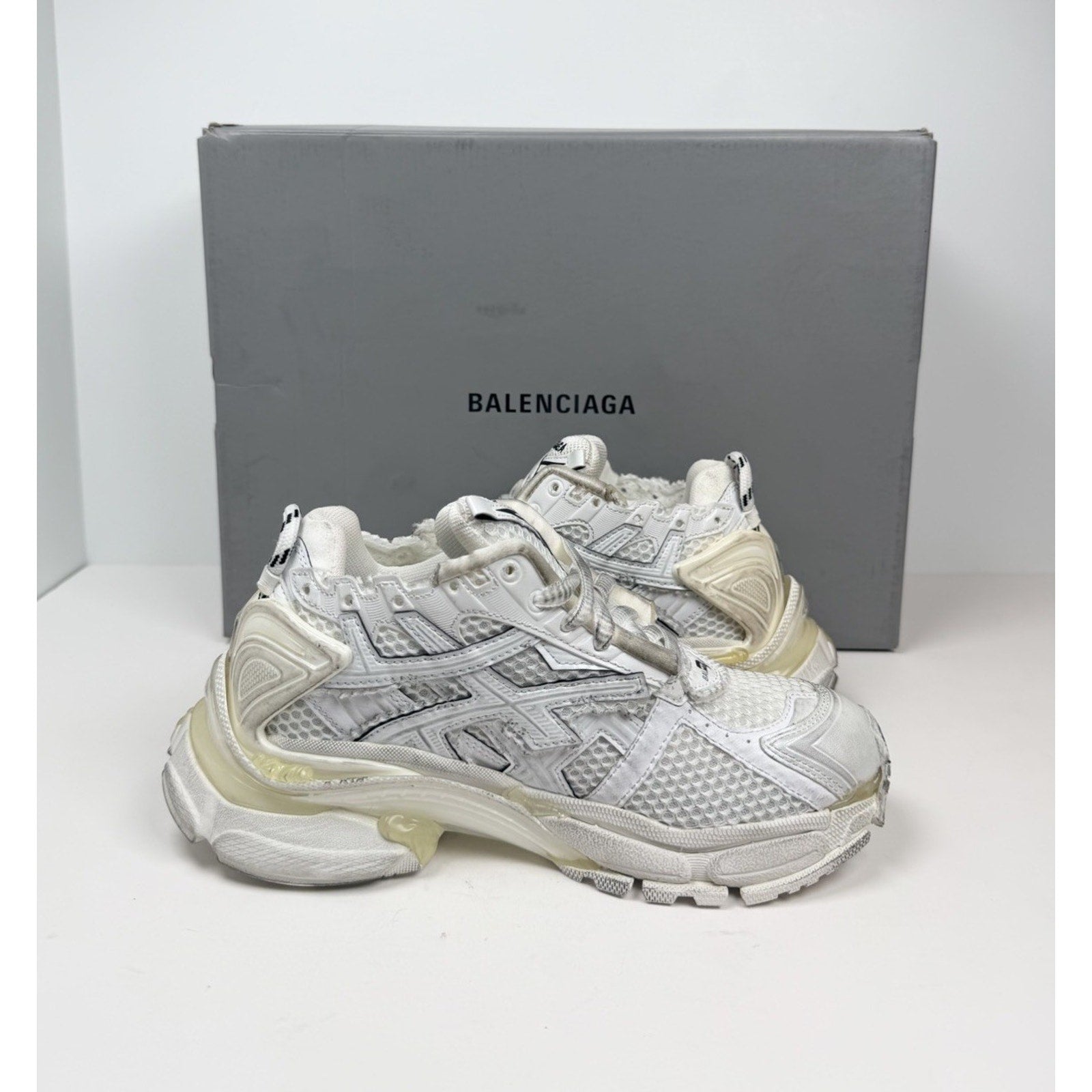Size 34EU/4W - Balenciaga Runner White Distressed NEW