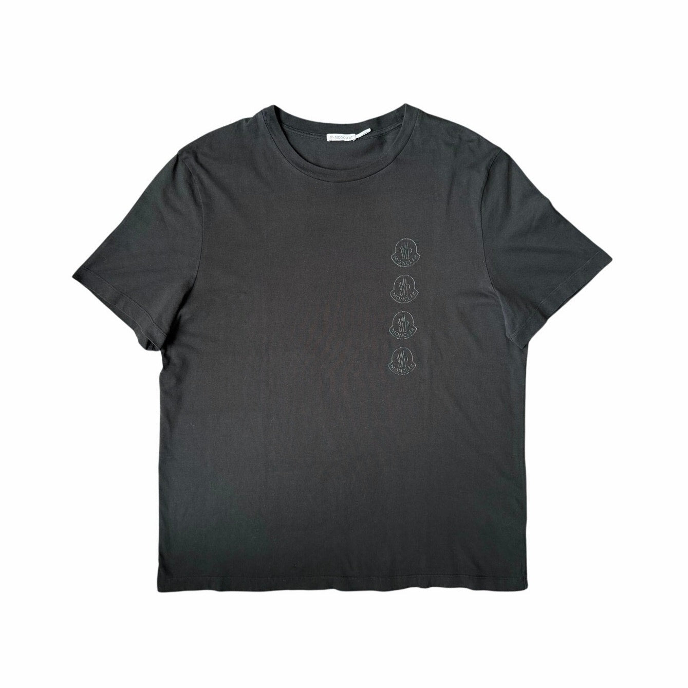 Size XL - Moncler Gradient Logo T Shirt