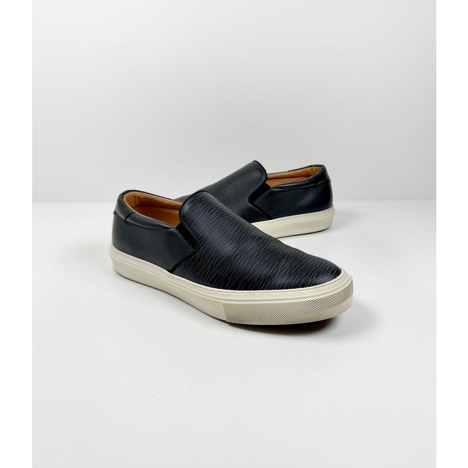 Size 9UK/10US - Louis Vuitton Epi Leather Slip On