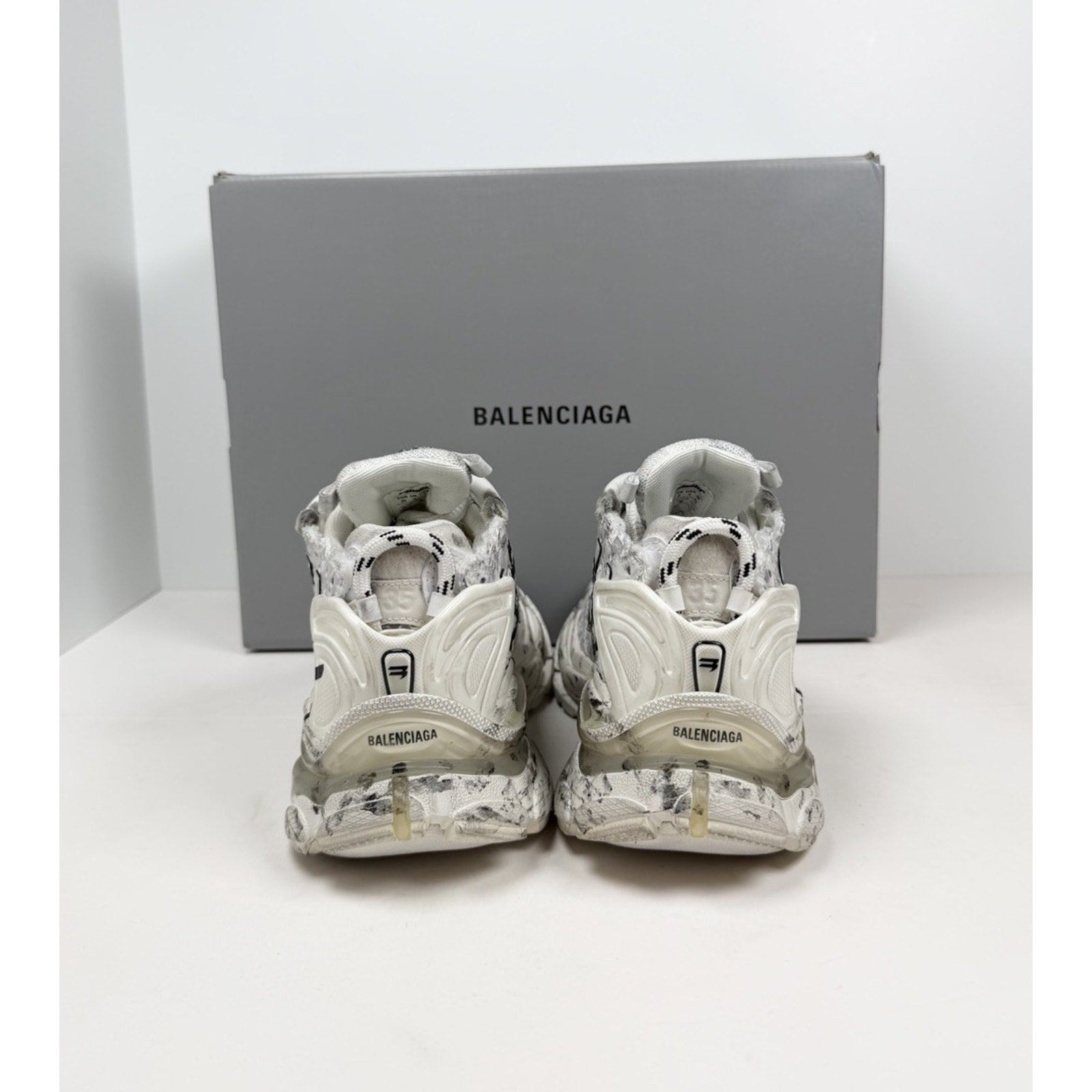 Size 35EU/5W - Balenciaga Runner Distressed Graffiti NEW