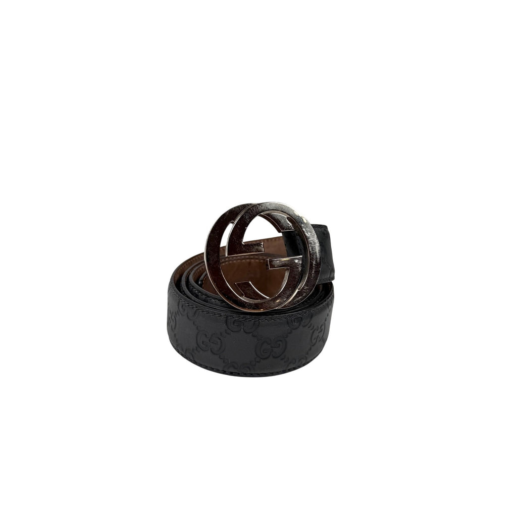 Size 100/40 - Gucci Signature Leather Belt