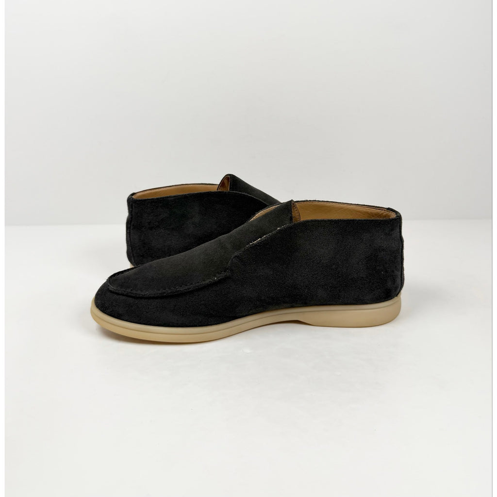 Size 41EU/8US - Loro Piana Open Walk Caviar Suede