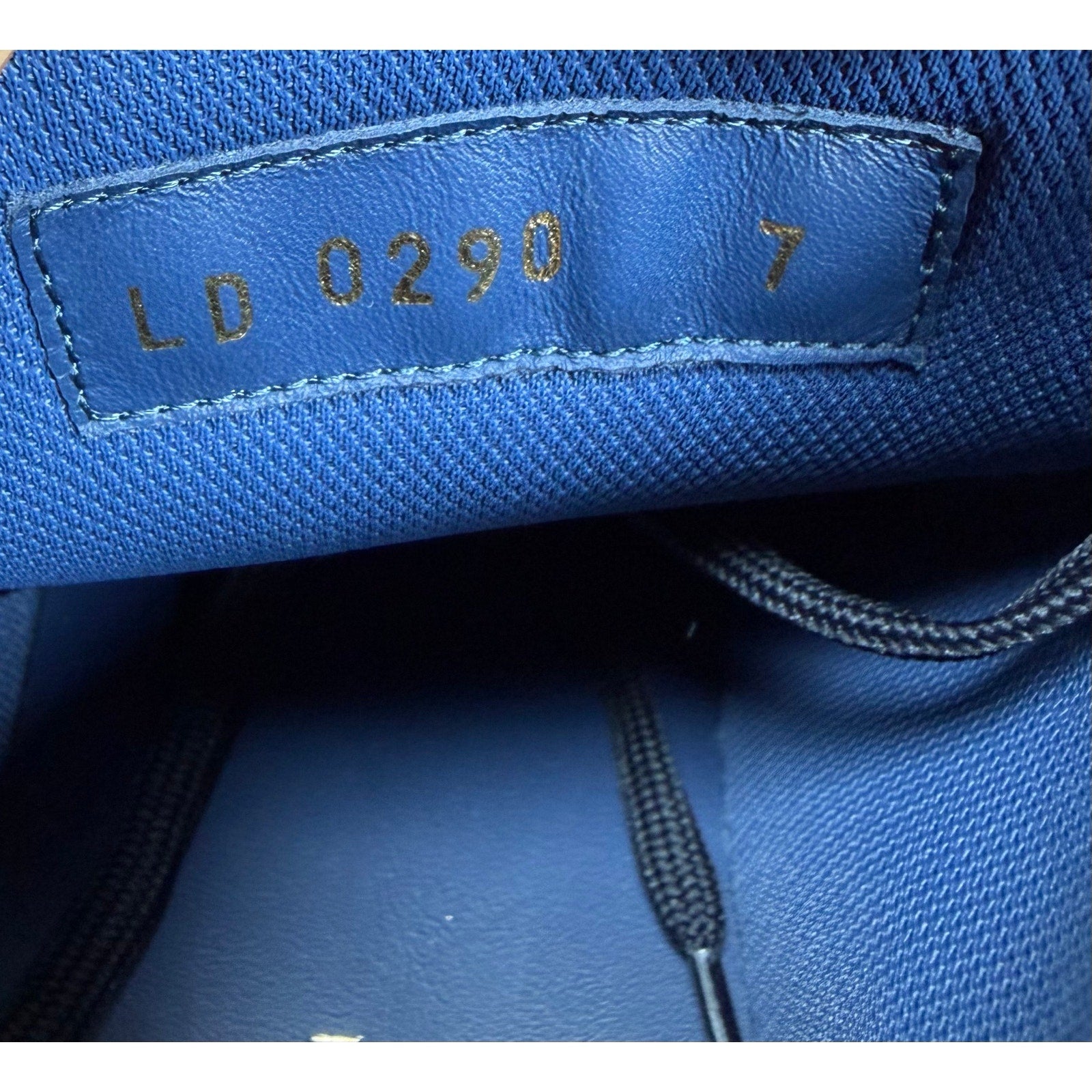 Size 7LV/8US - Louis Vuitton Tattoo Denim High Top NEW