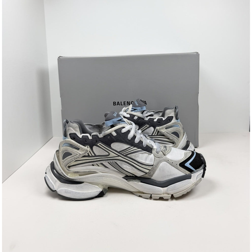 Size 43EU/10US - Balenciaga Runner Distressed NEW