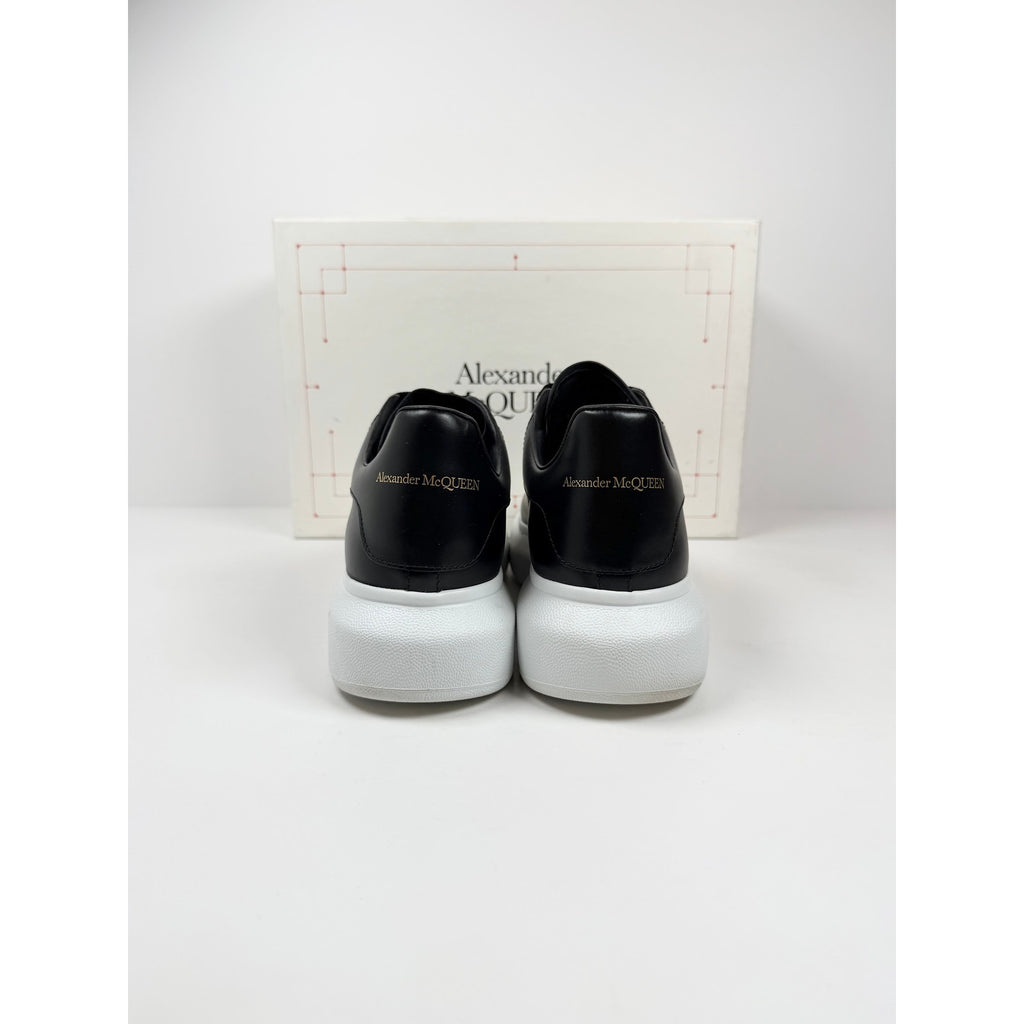 Size 9.5US - Alexander McQueen Black White
