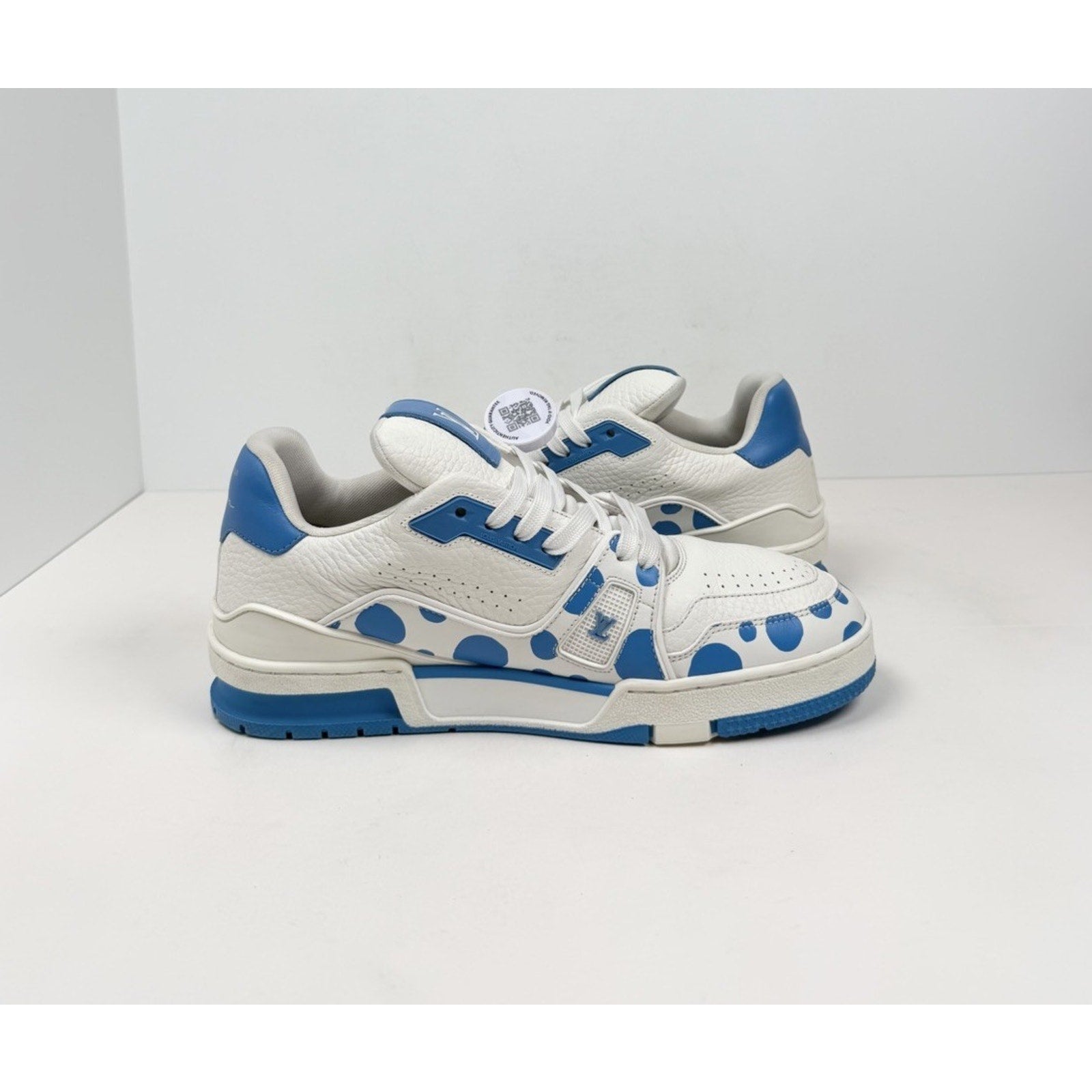 Size 6.5LV/7.5US - Louis Vuitton x Yayoi Kusama Trainer