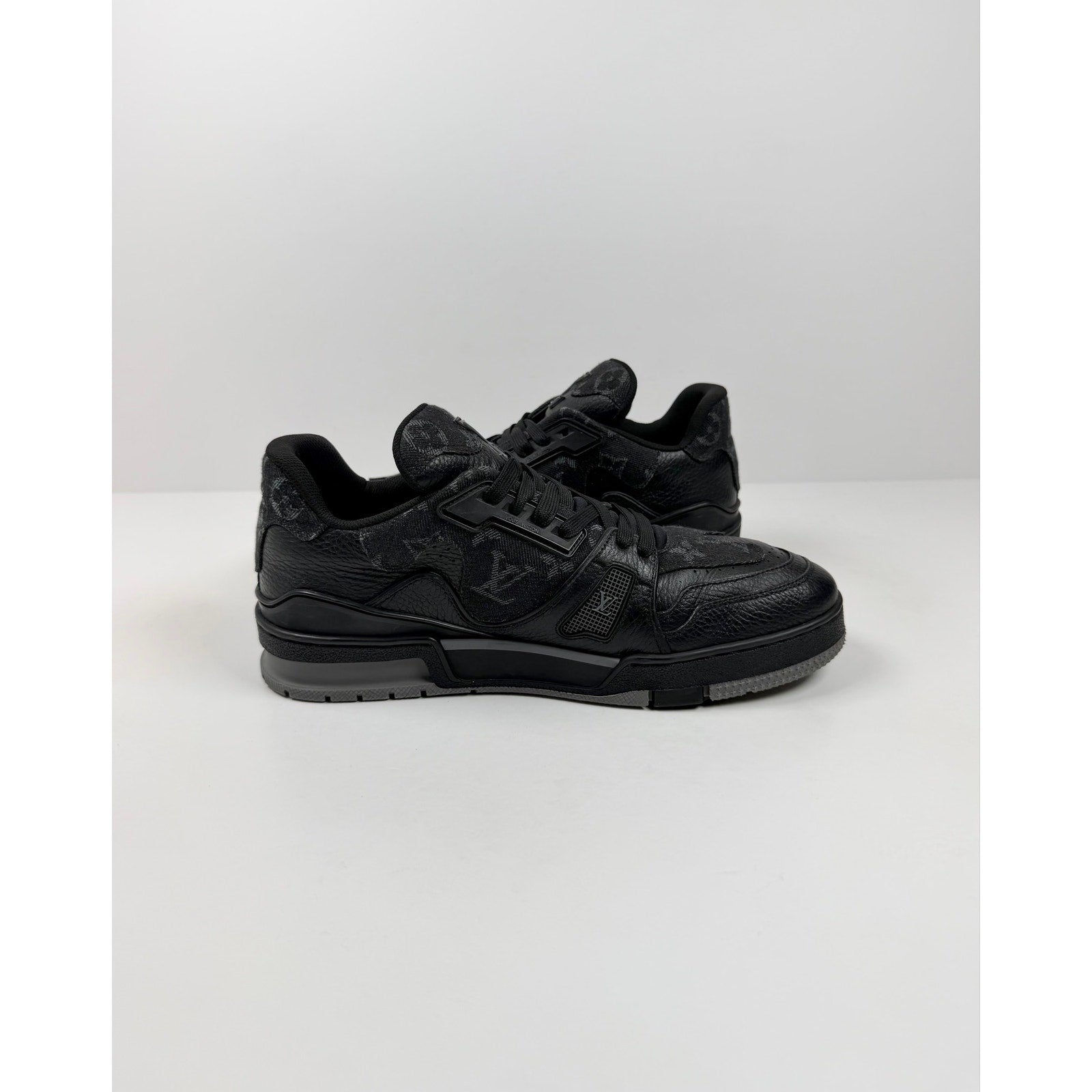 Size 7LV/8US - Louis Vuitton x Nigo Denim Trainer