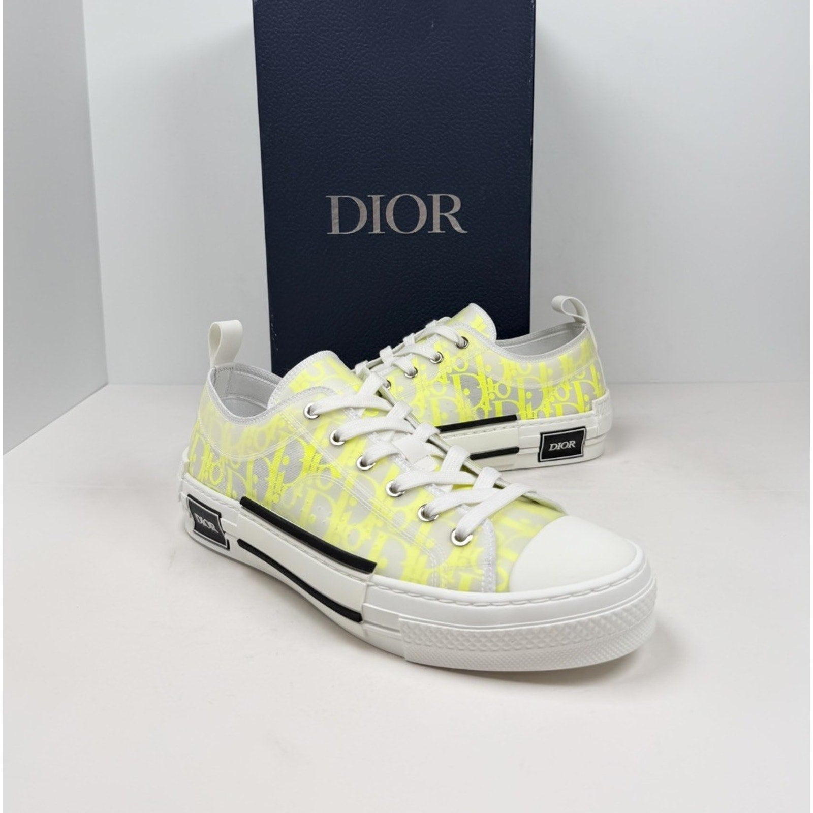 Size 41EU/8US - Dior B23 Oblique Yellow NEW