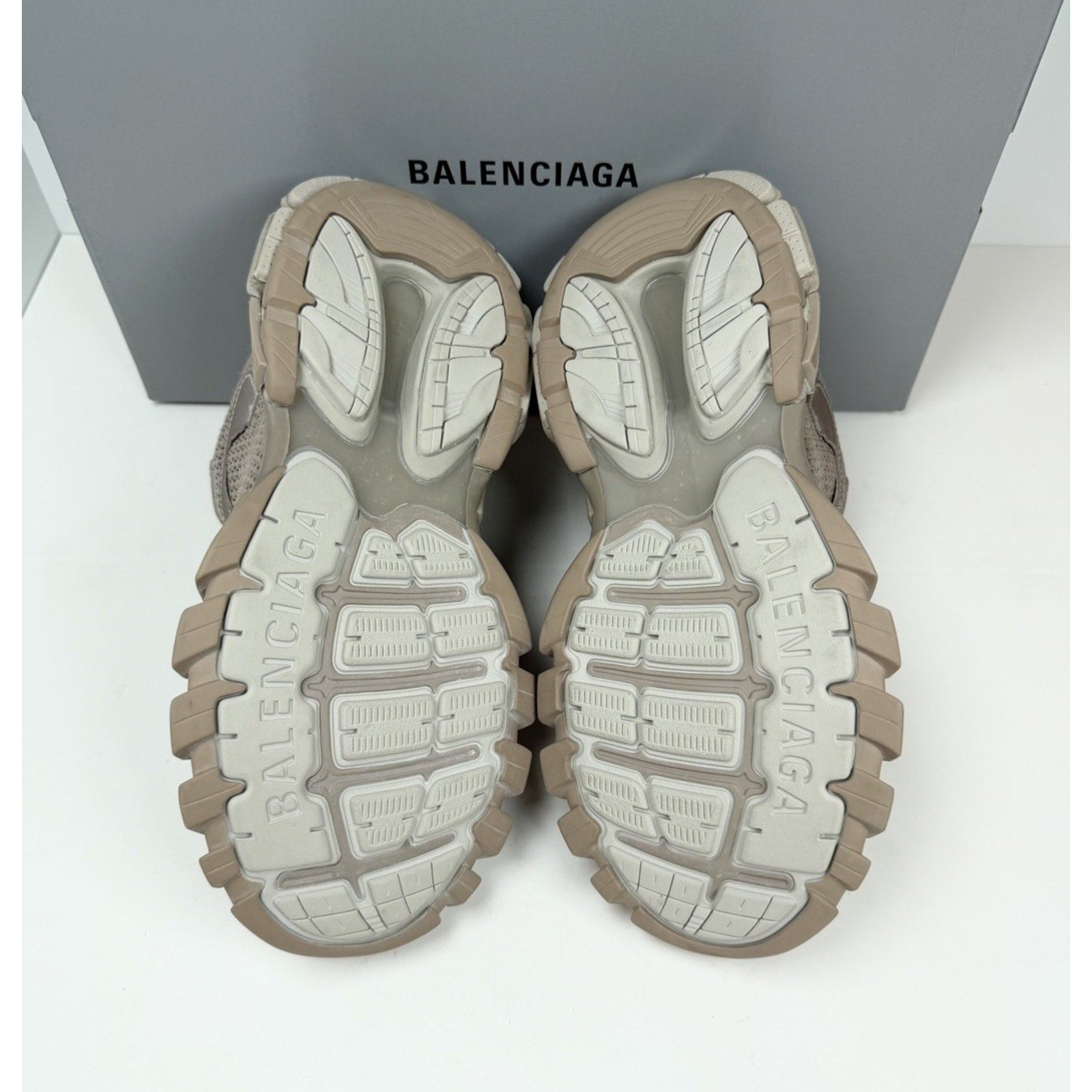 Size 42EU/9US - Balenciaga Track.3 NEW