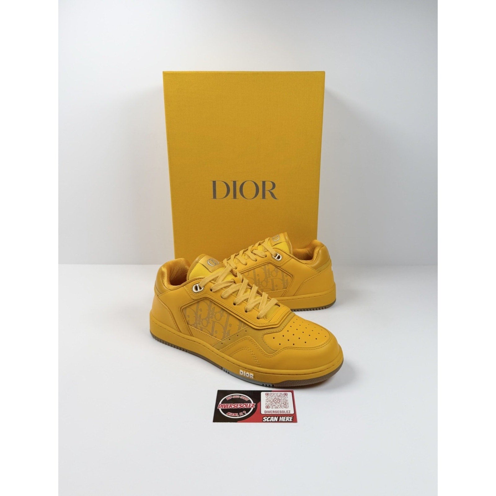 Size 42EU/9US - Dior B27 World Tour Yellow NEW/RETAIL $1.4K