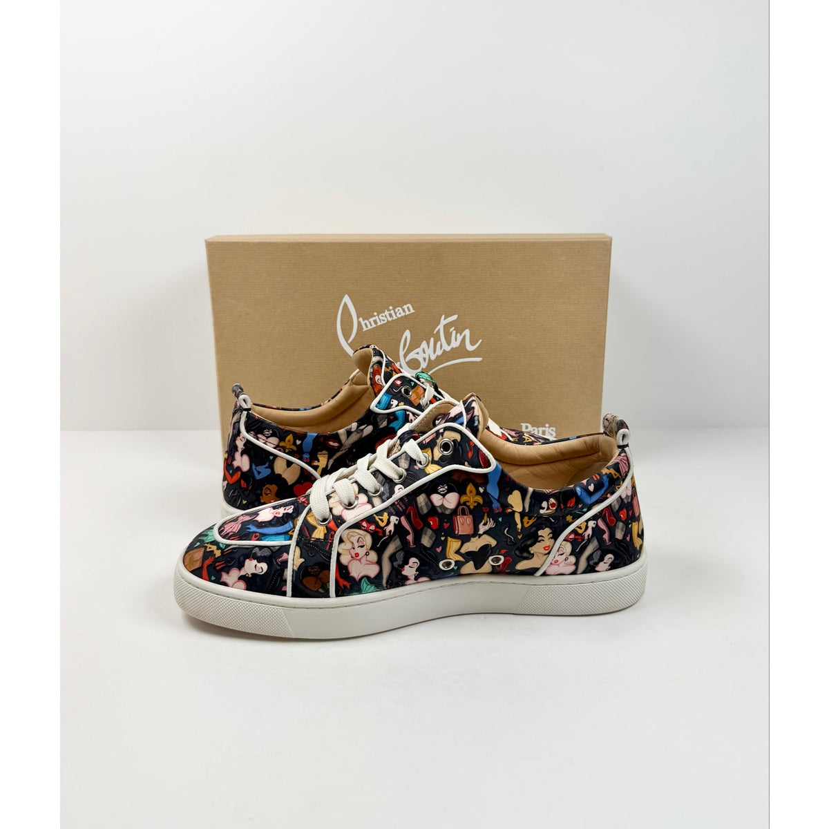 Size 42EU/9US - Christian Louboutin Low Top Sneakers