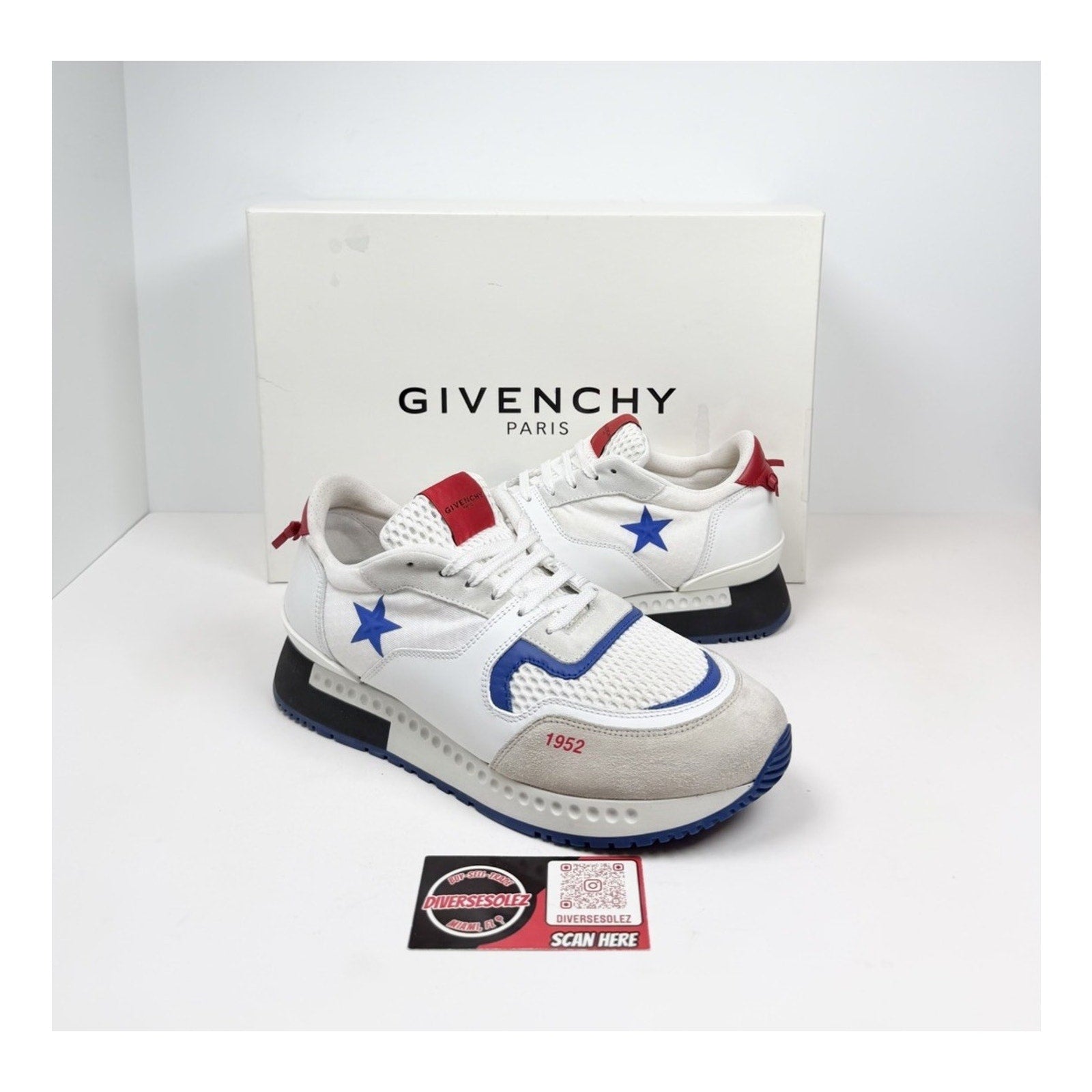 Size 39EU/6US - Givenchy Active Runners 1952