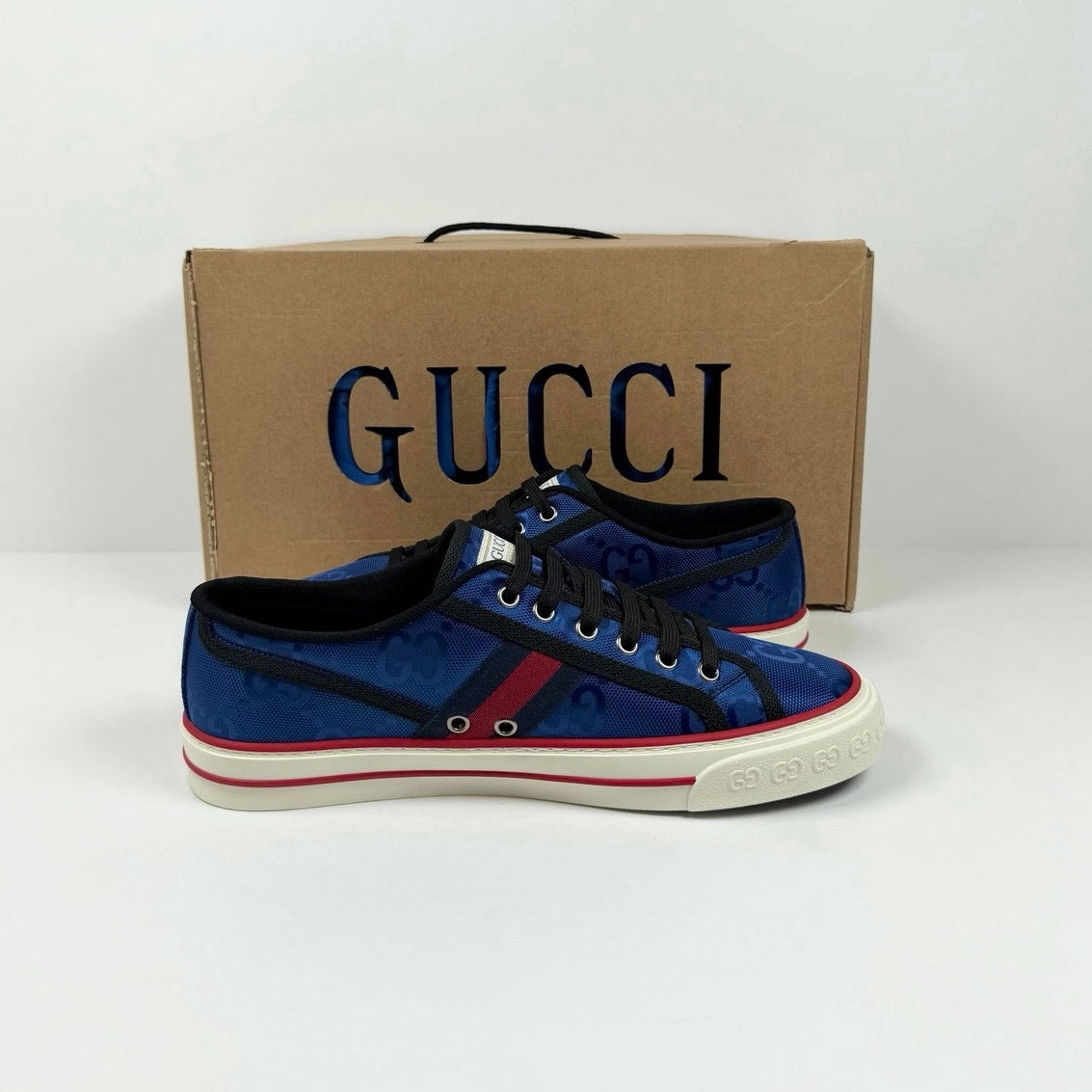 Size 8US - Gucci 1977 Blue Low Top Sneakers NEW