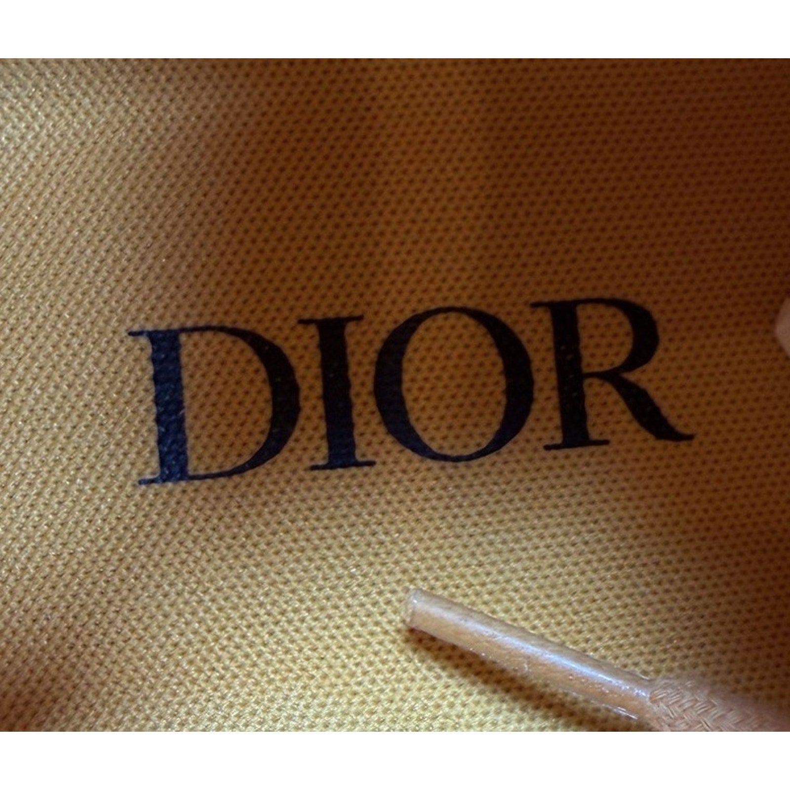 Size 42EU/9US - Dior B27 World Tour Yellow NEW/RETAIL $1.4K