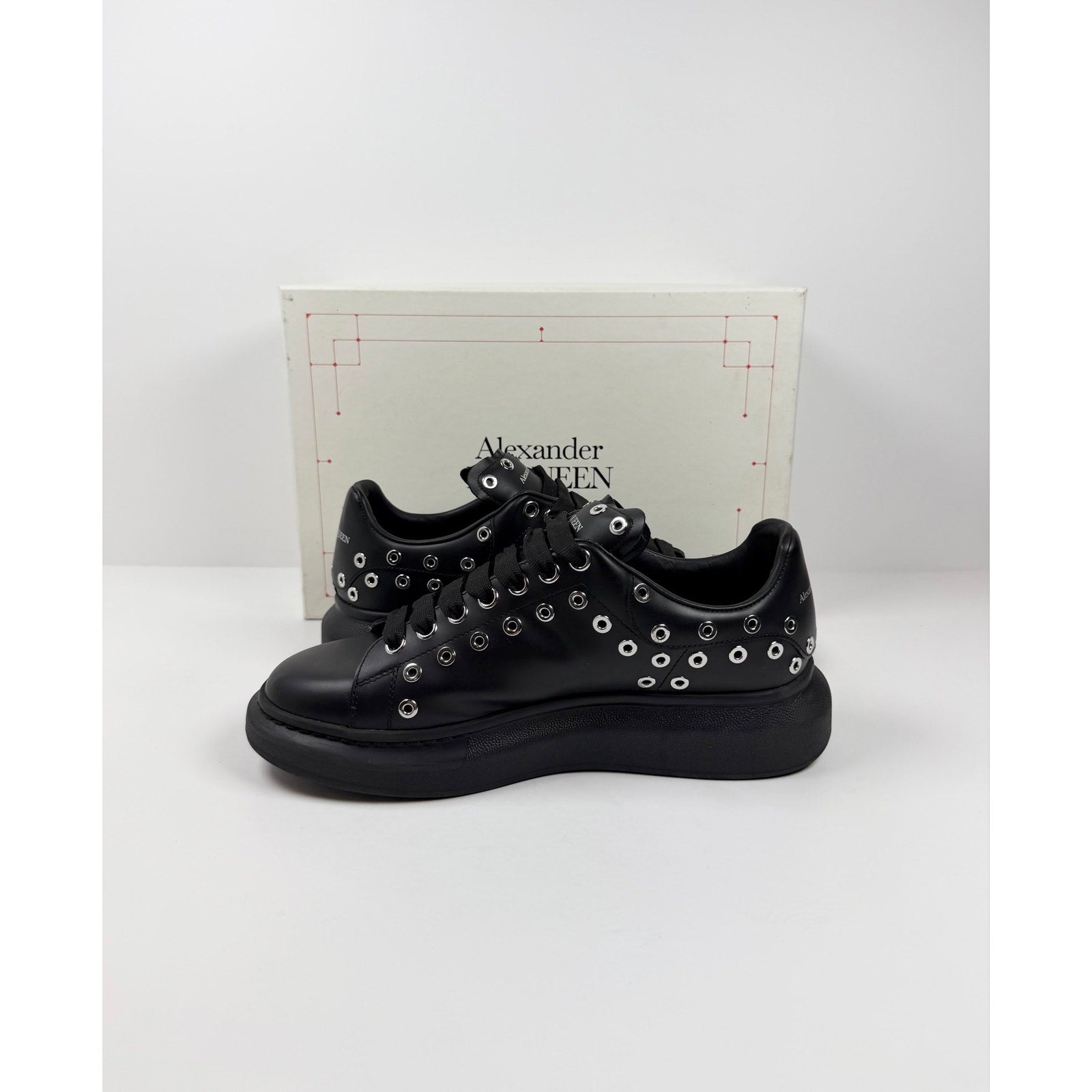 Size 43EU/10US - Alexander McQueen Leather Eyelet Sneaker