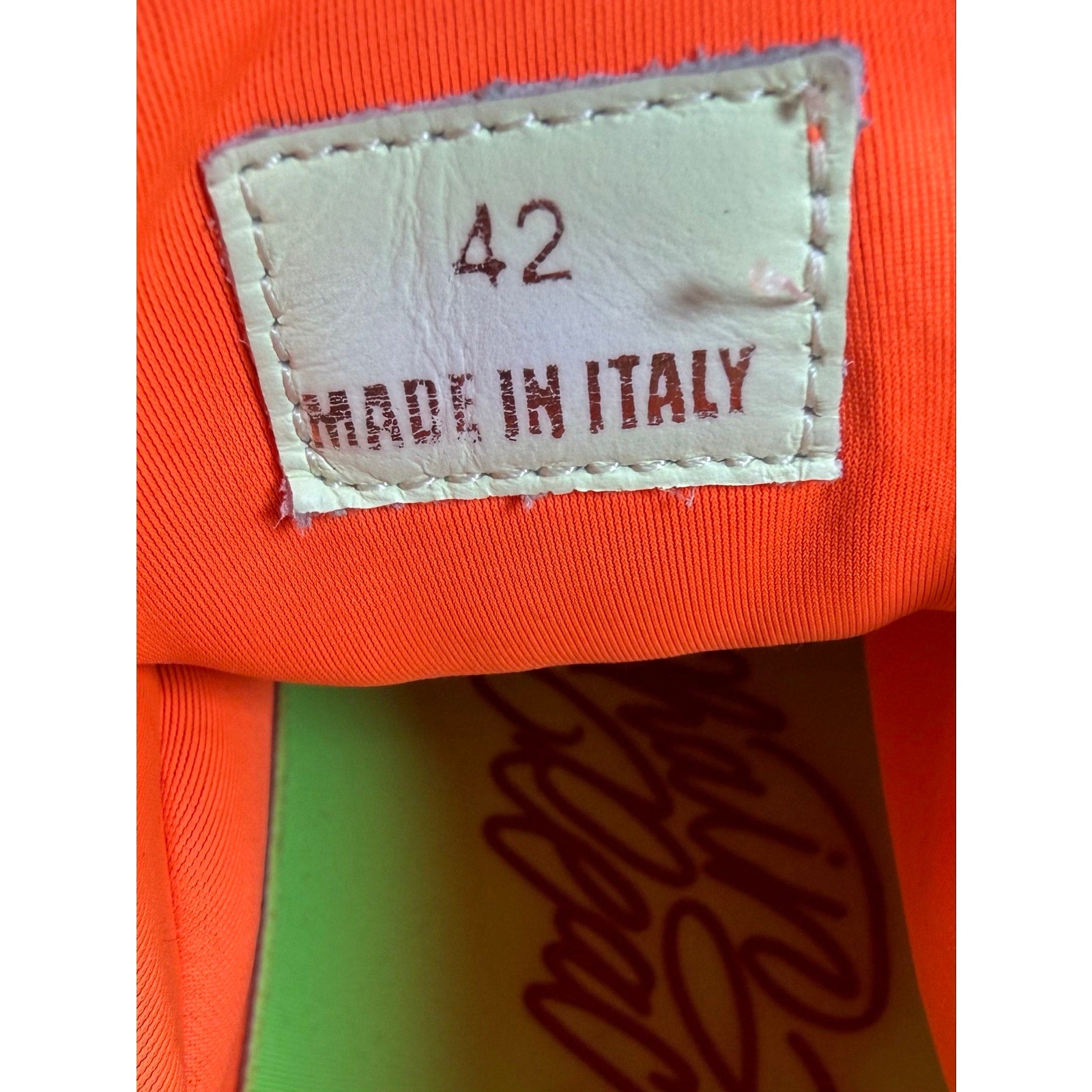 Size 42EU/9US - Versace Cross Chainer Orange