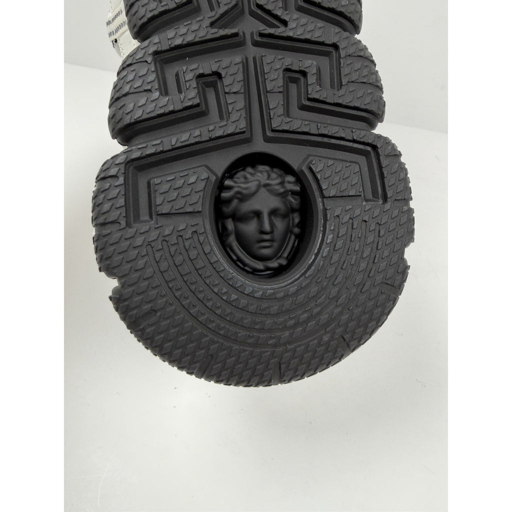 Size 40EU/7US - Versace Trigreca White Sneakers NEW!