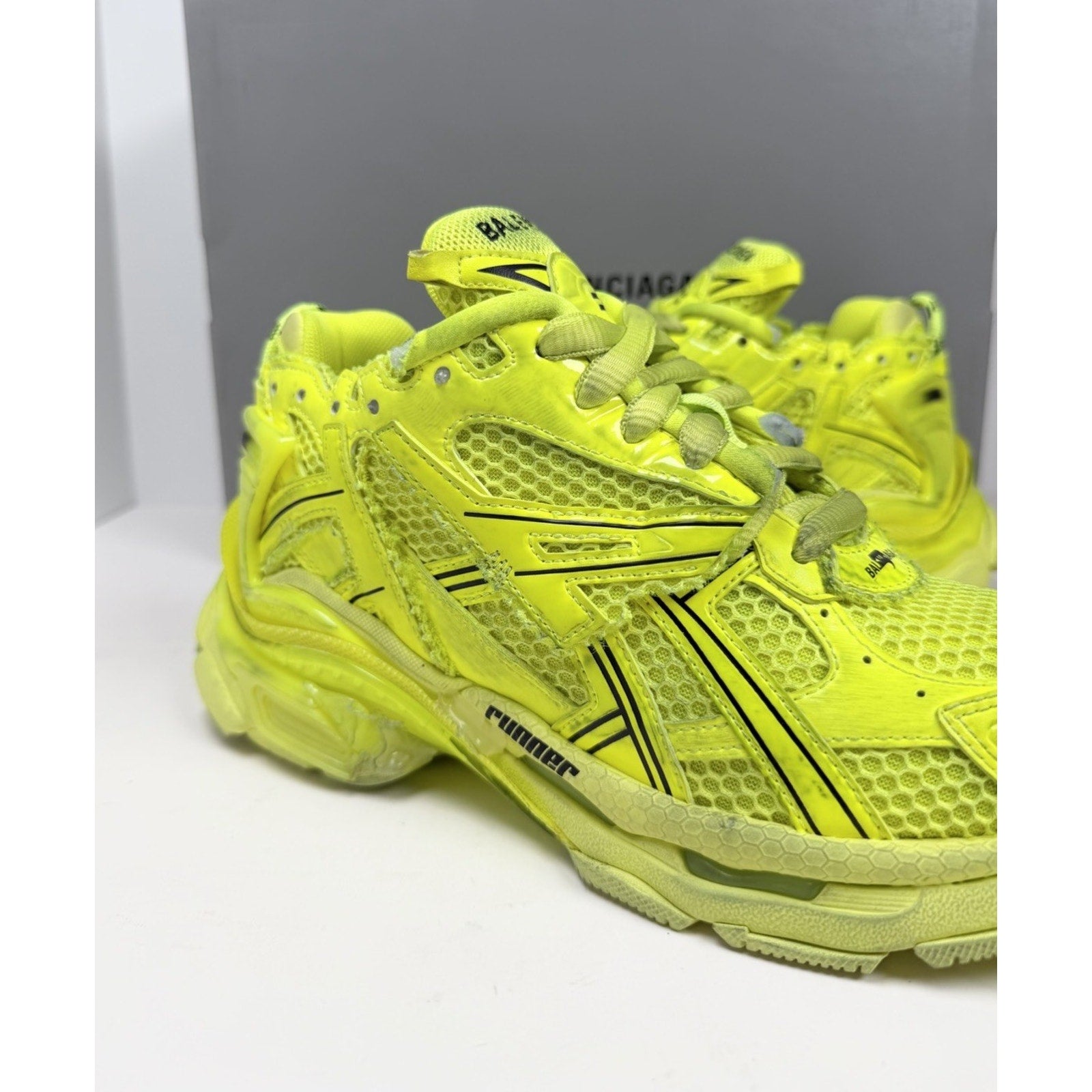 Size 37EU/7W - Balenciaga Runner Fluo Yellow NEW