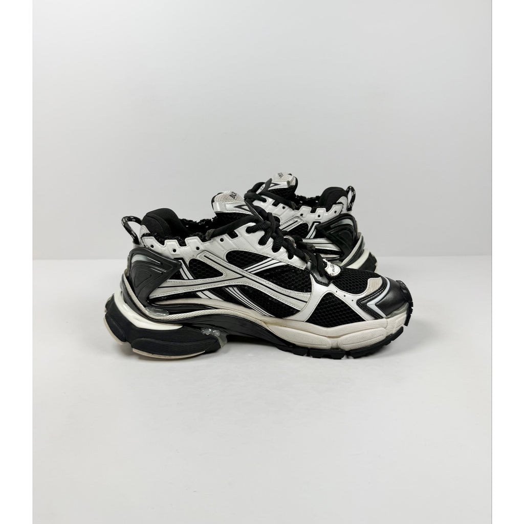Size 44EU/11US - Balenciaga Runner Black White