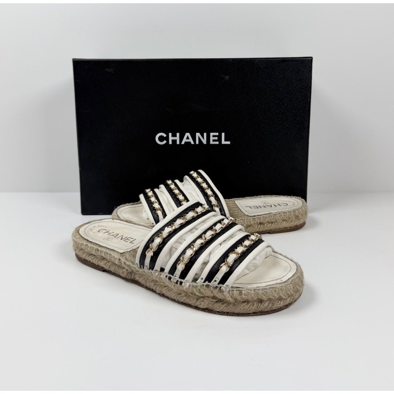 Size 36EU/6W - Chanel Chain Link Leather Espadrilles
