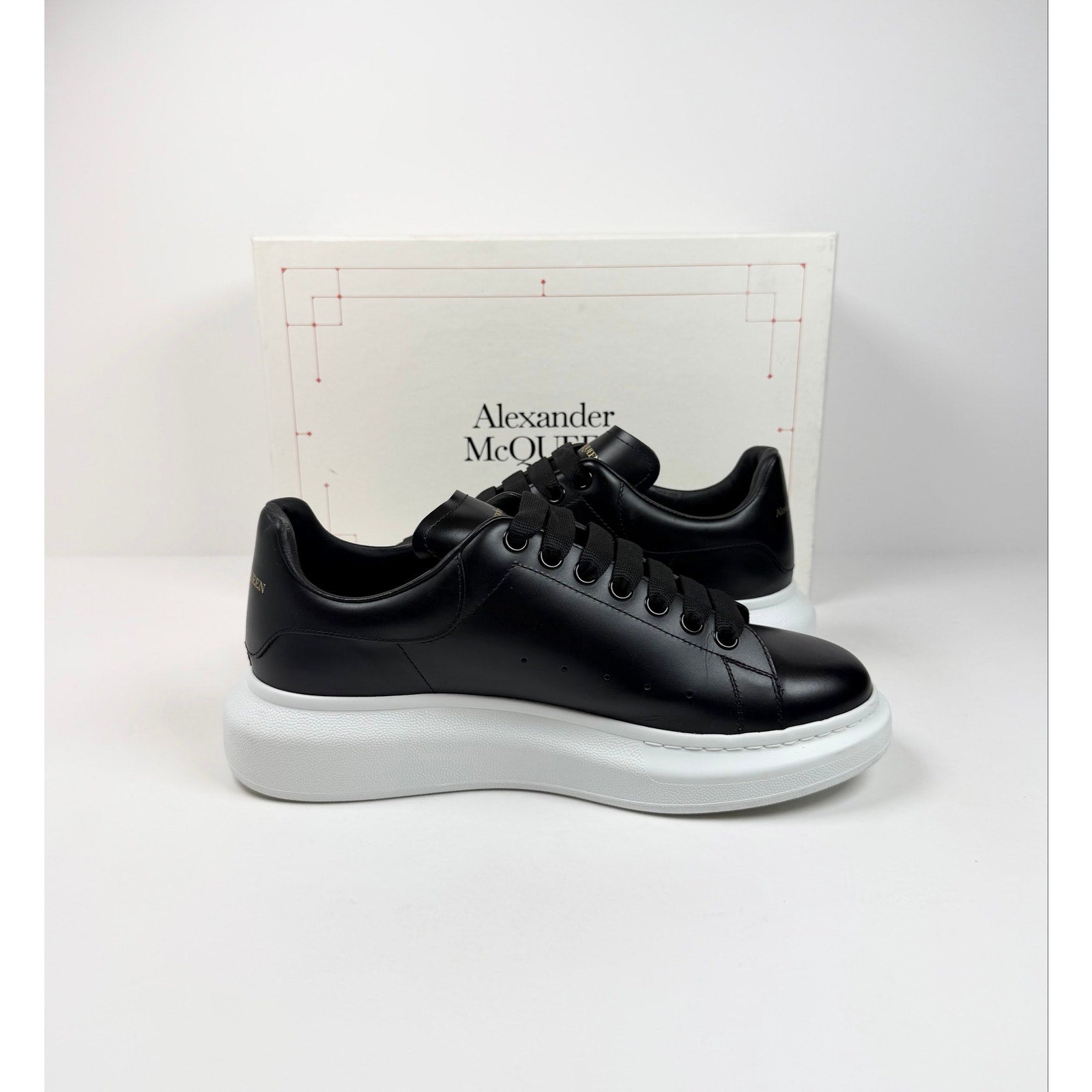Size 9.5US - Alexander McQueen Black White