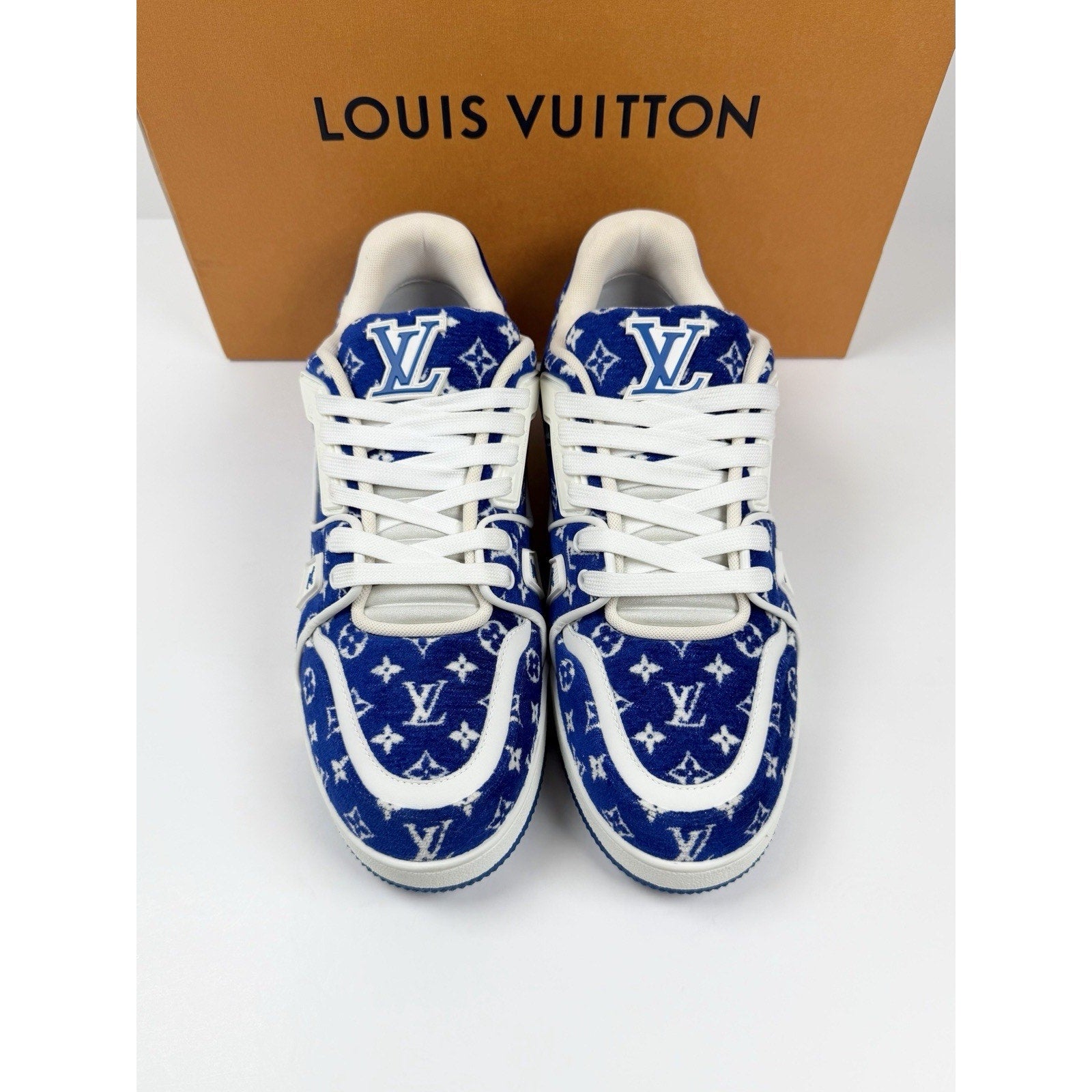 Size 8UK/9US - Louis Vuitton Monogram Textile Trainer NEW
