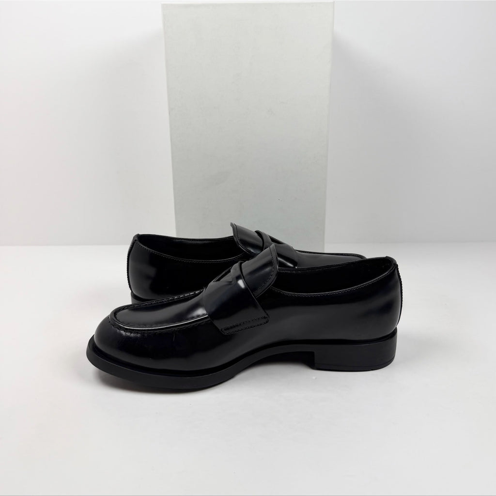 Size 42EU/9US - Prada Spazzolato Leather Loafers NEW
