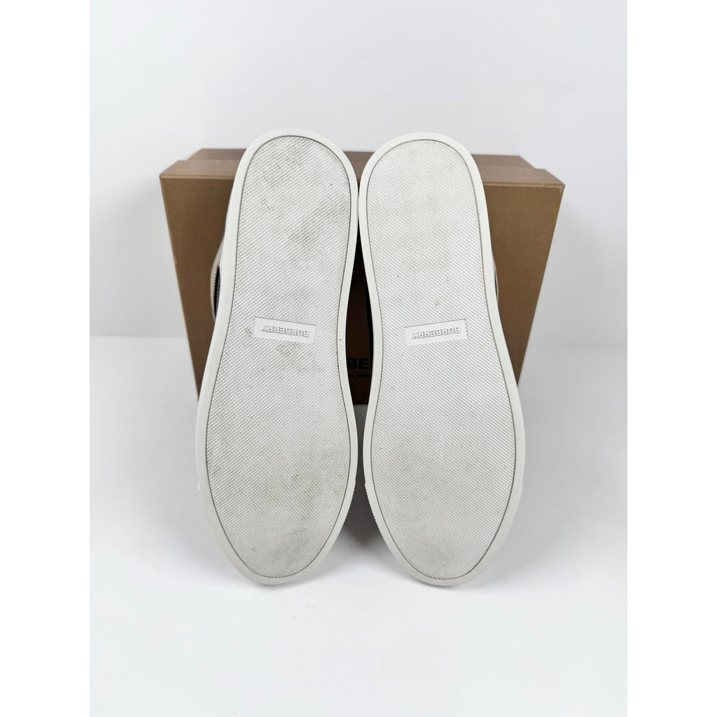 Size 41EU/8US - Burberry Low Top Check