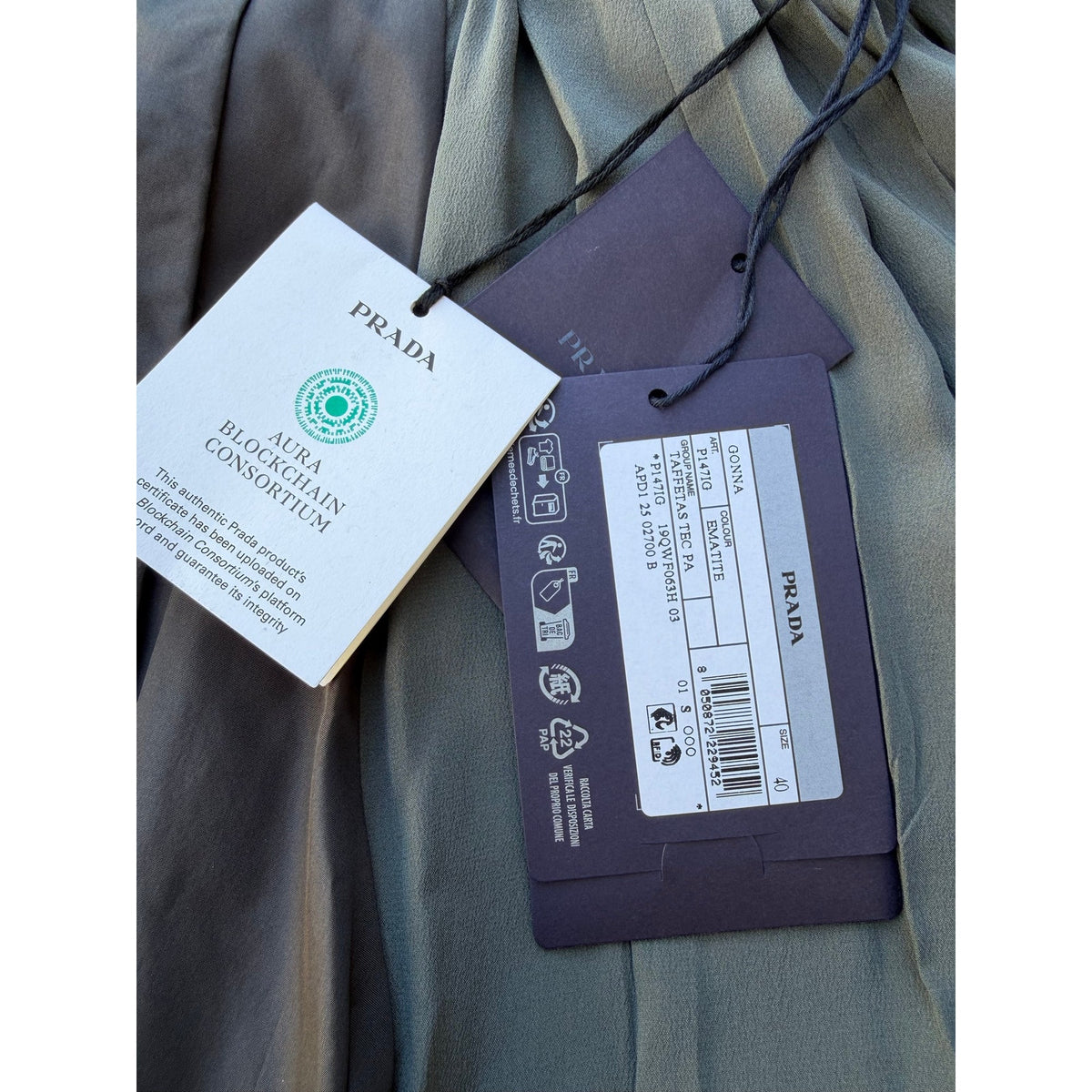 Size EU 40/Small/4US - Prada Technical taffeta patchwork skirt NEW