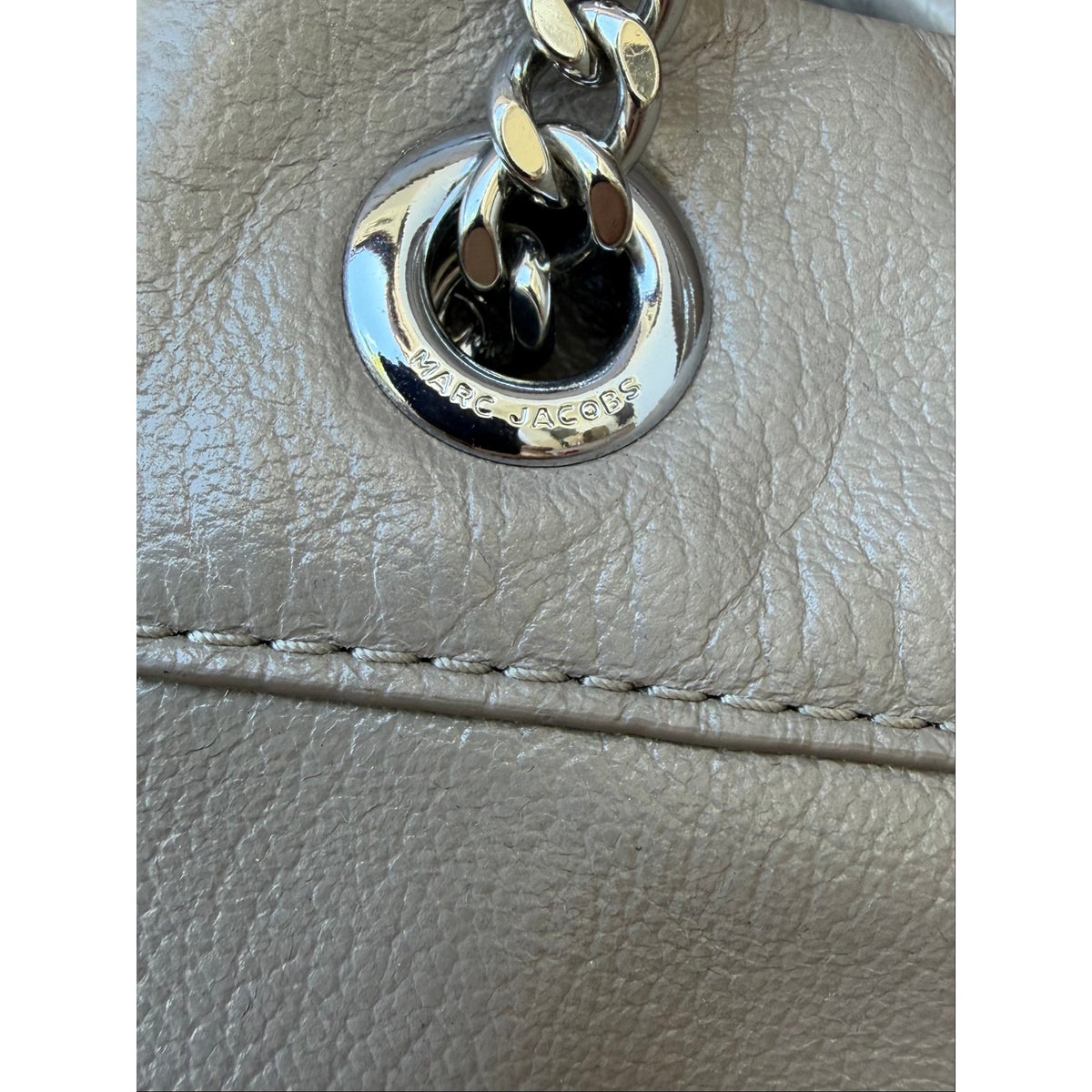 Marc Jacobs The Leather Chain Sack bag