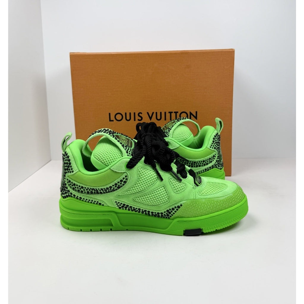 Size 8LV/9US - Louis Vuitton Skate Green Like New