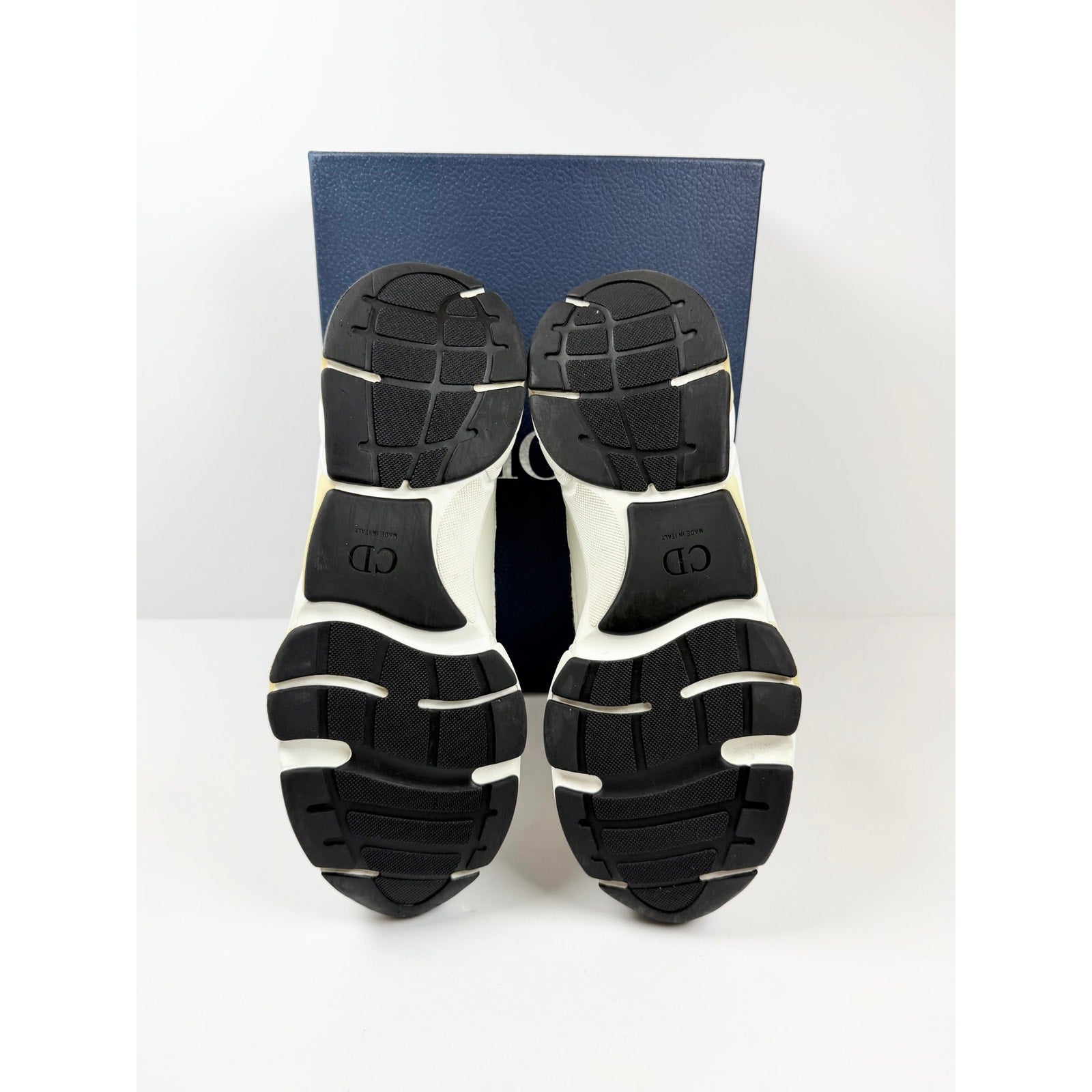 Size 44EU/11US - Dior B22 White Silver Sneakers