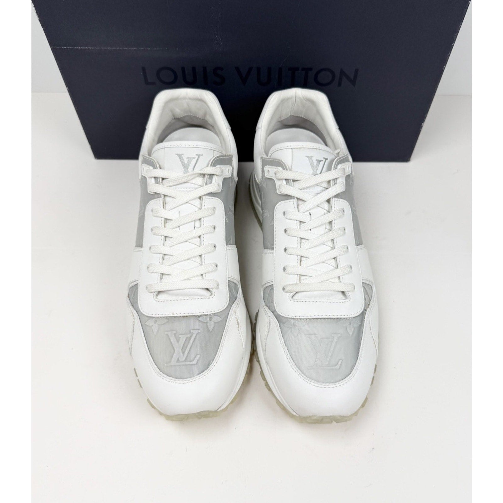 Size 7LV/8US - Louis Vuitton Run Away White Monogram