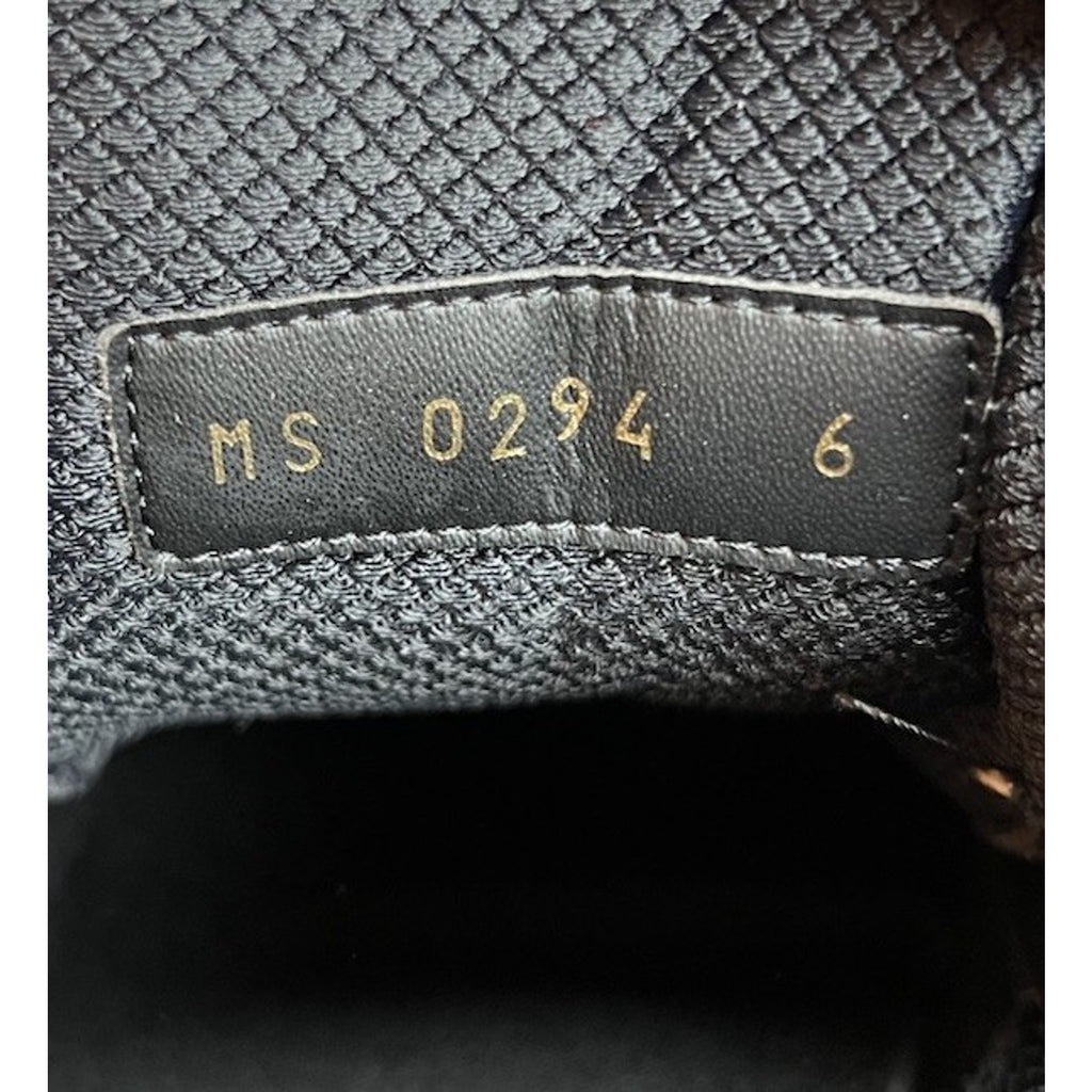 Size 6LV/7US - Louis Vuitton Runner Tatic Silver/Red